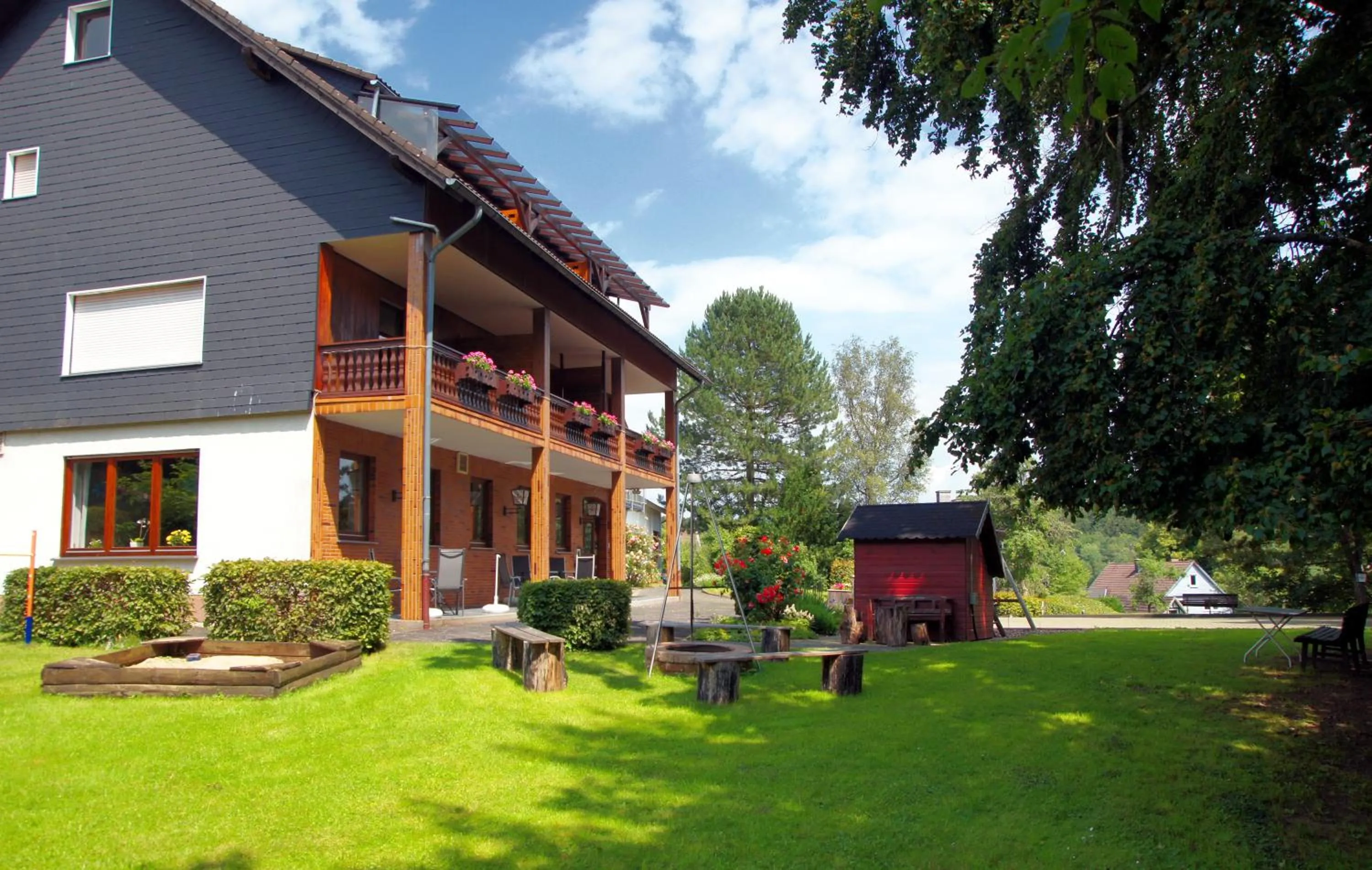 Garden in Gasthof Schumacher Hotel garni