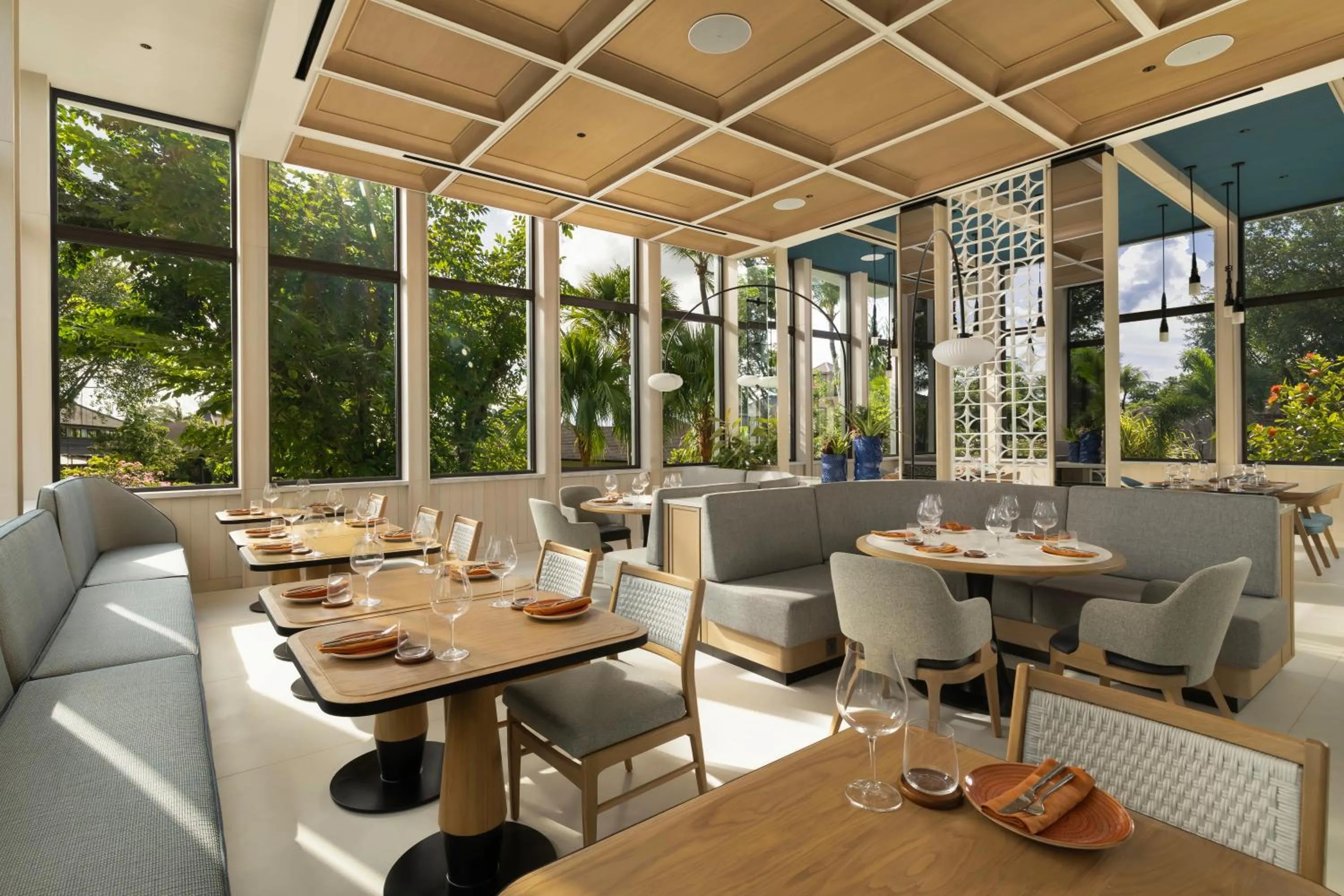 Lounge or bar in Padma Resort Legian