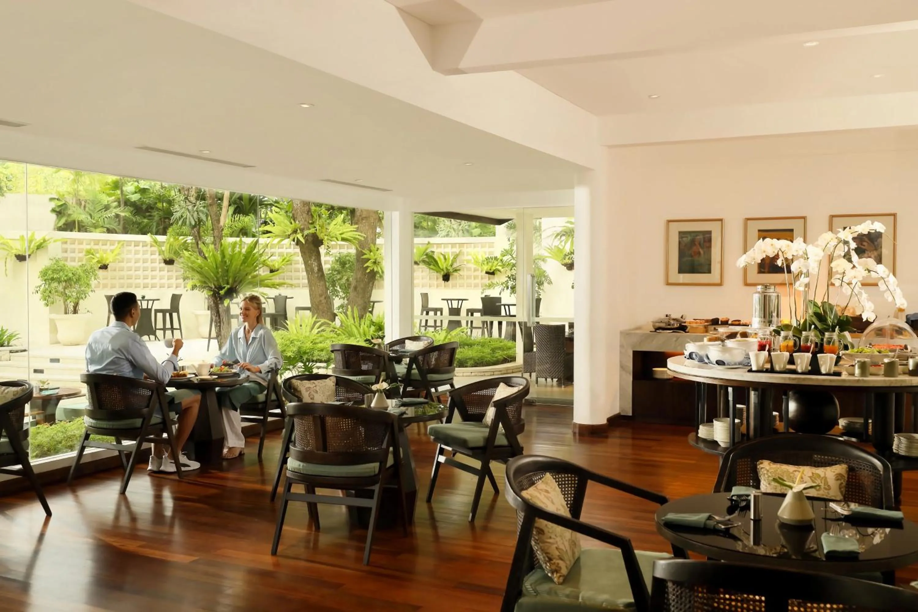 Lounge or bar in Padma Resort Legian