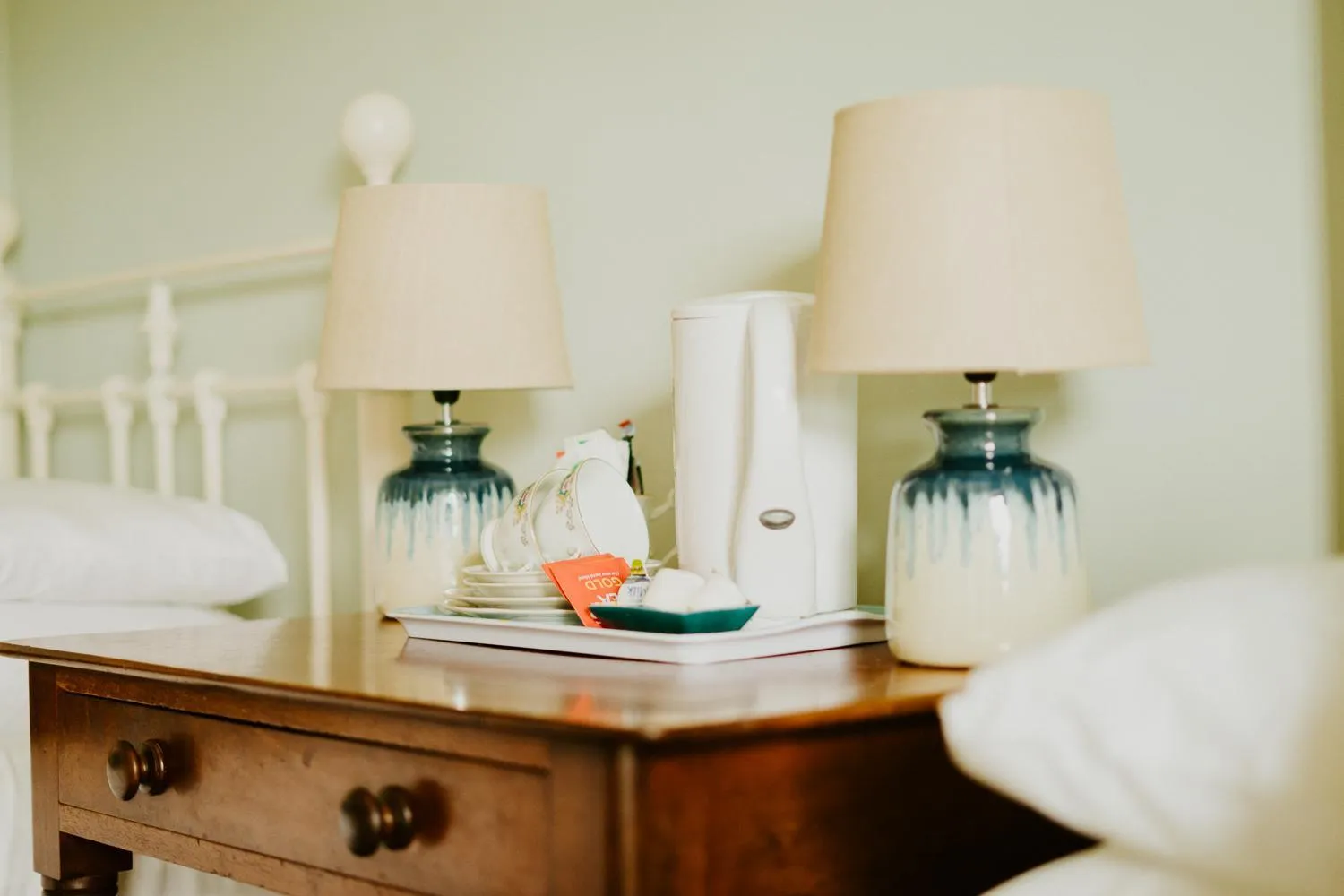 Bed in Abbeyview House B&B and Glamping