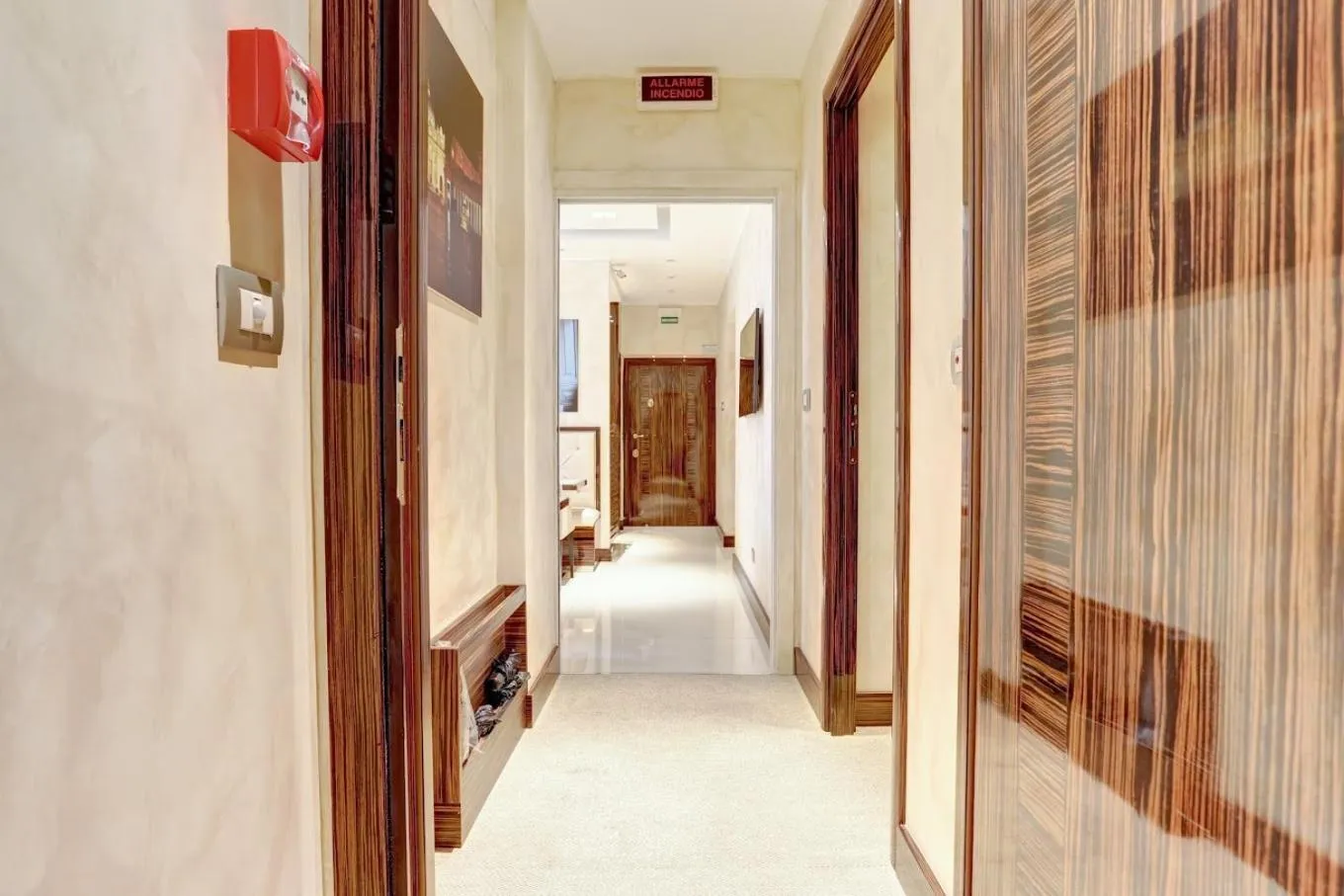 Facade/entrance, Bed in Maison Candia Luxury House