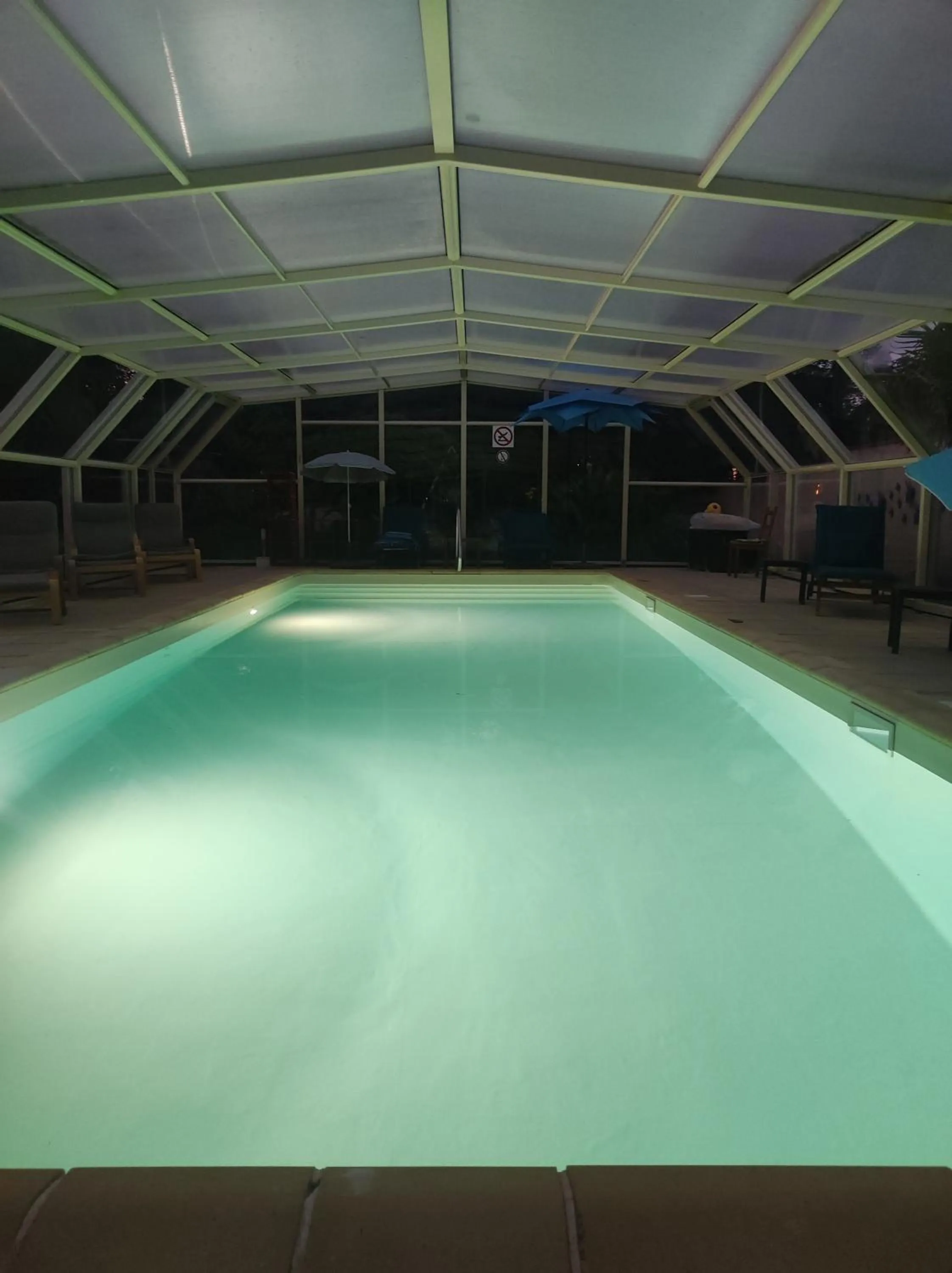 Swimming pool in Douce France 82