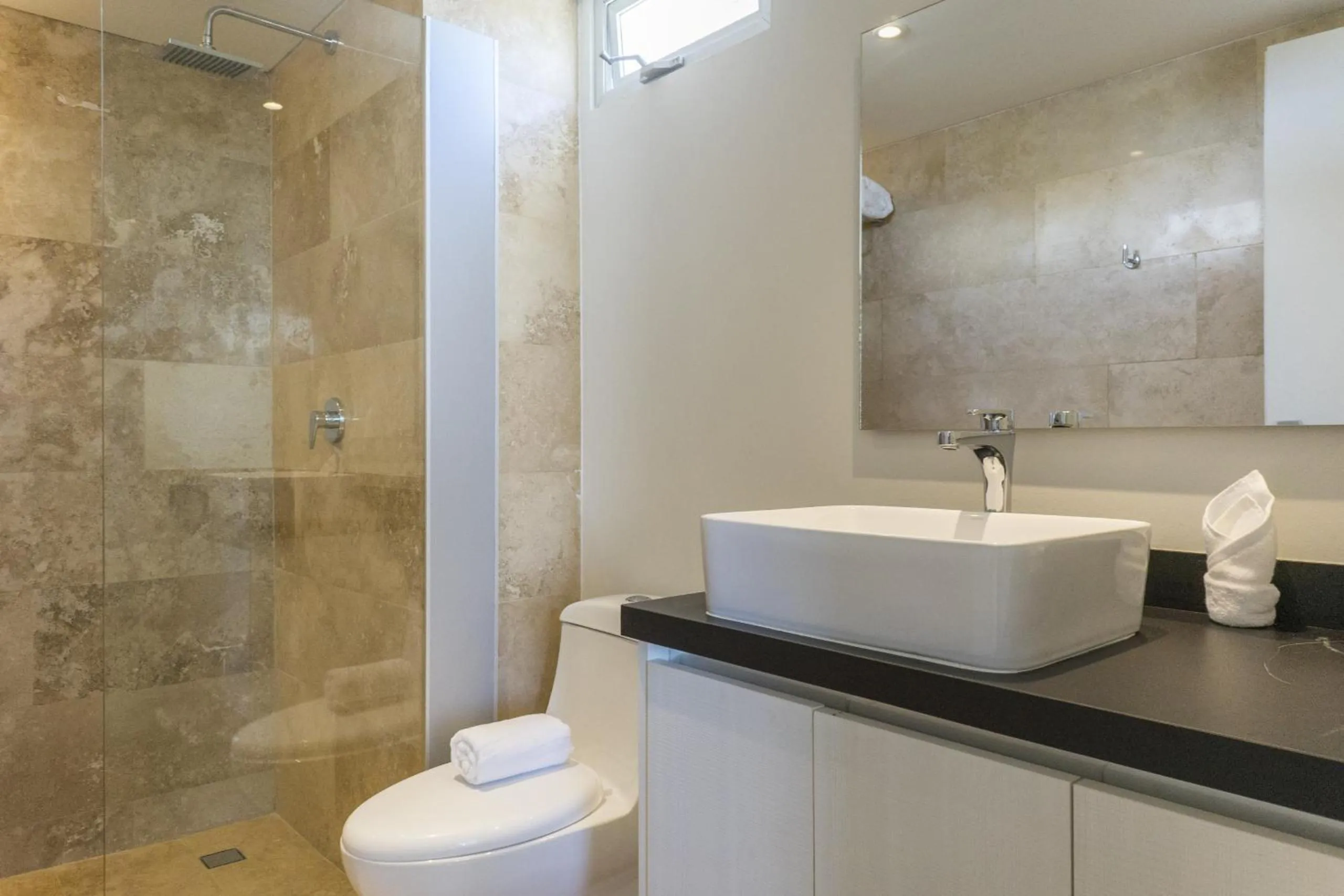 Bathroom in Tropic Playa Apartments