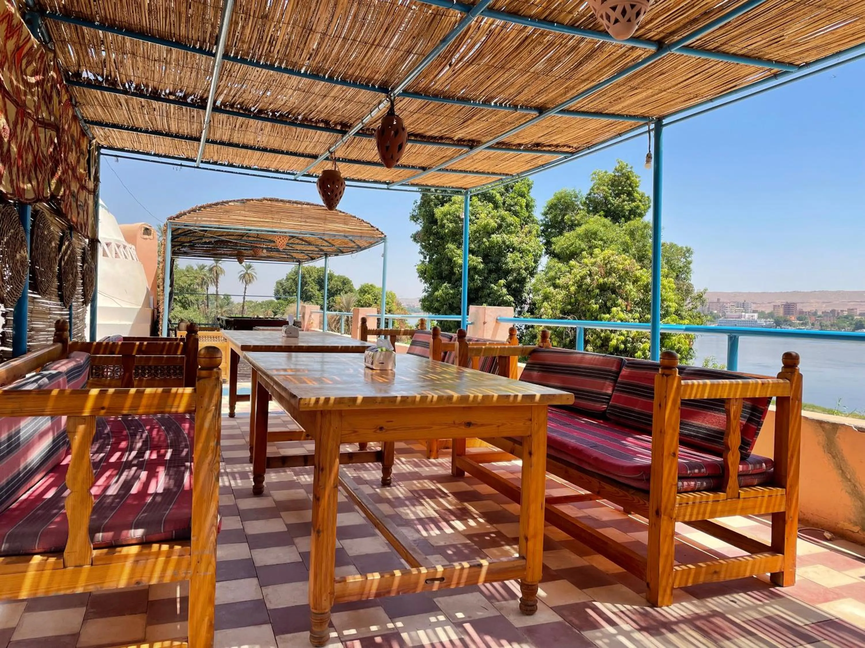 Restaurant/places to eat in Nubian Holiday House Aswan