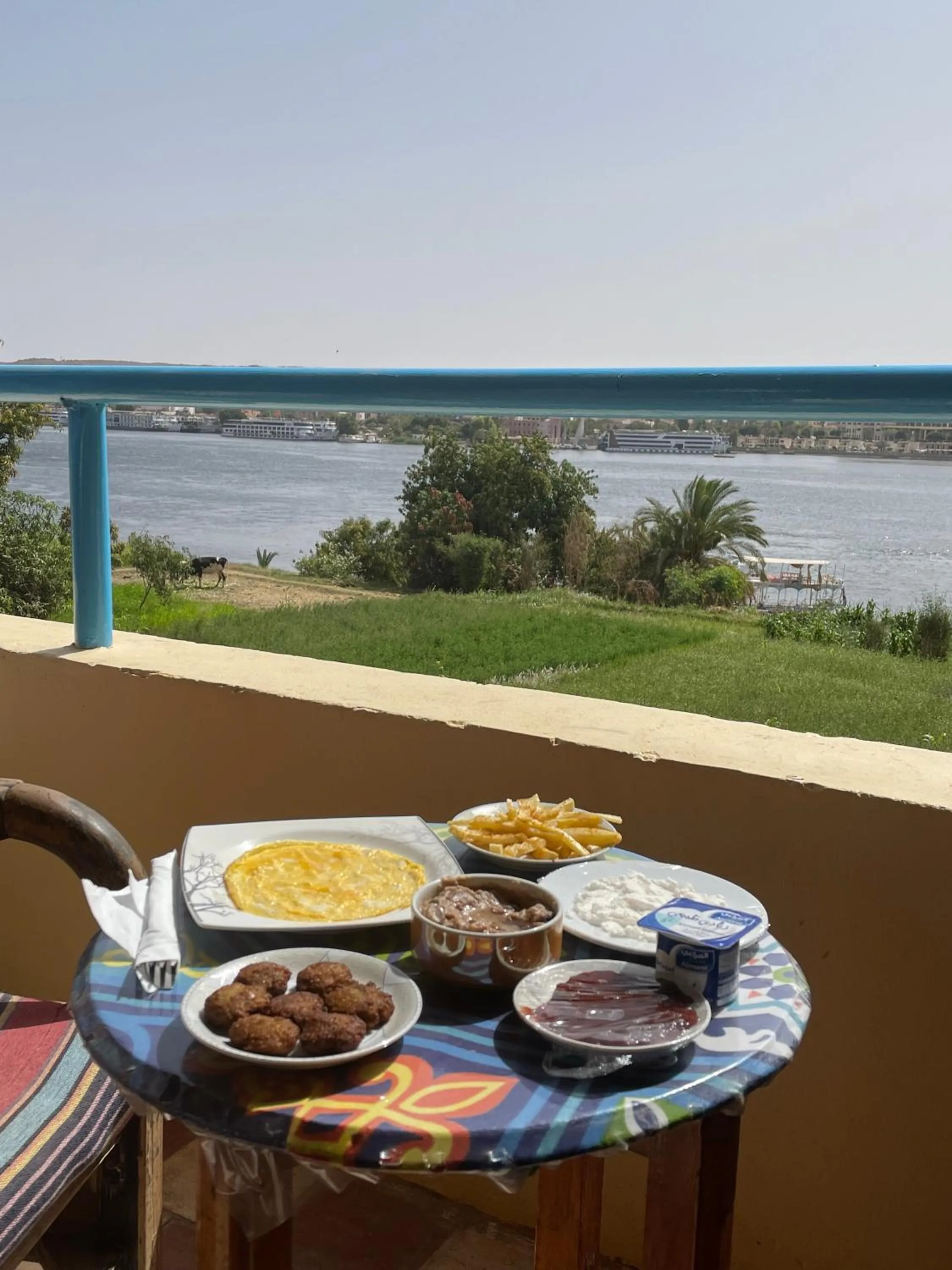 Restaurant/places to eat in Nubian Holiday House Aswan