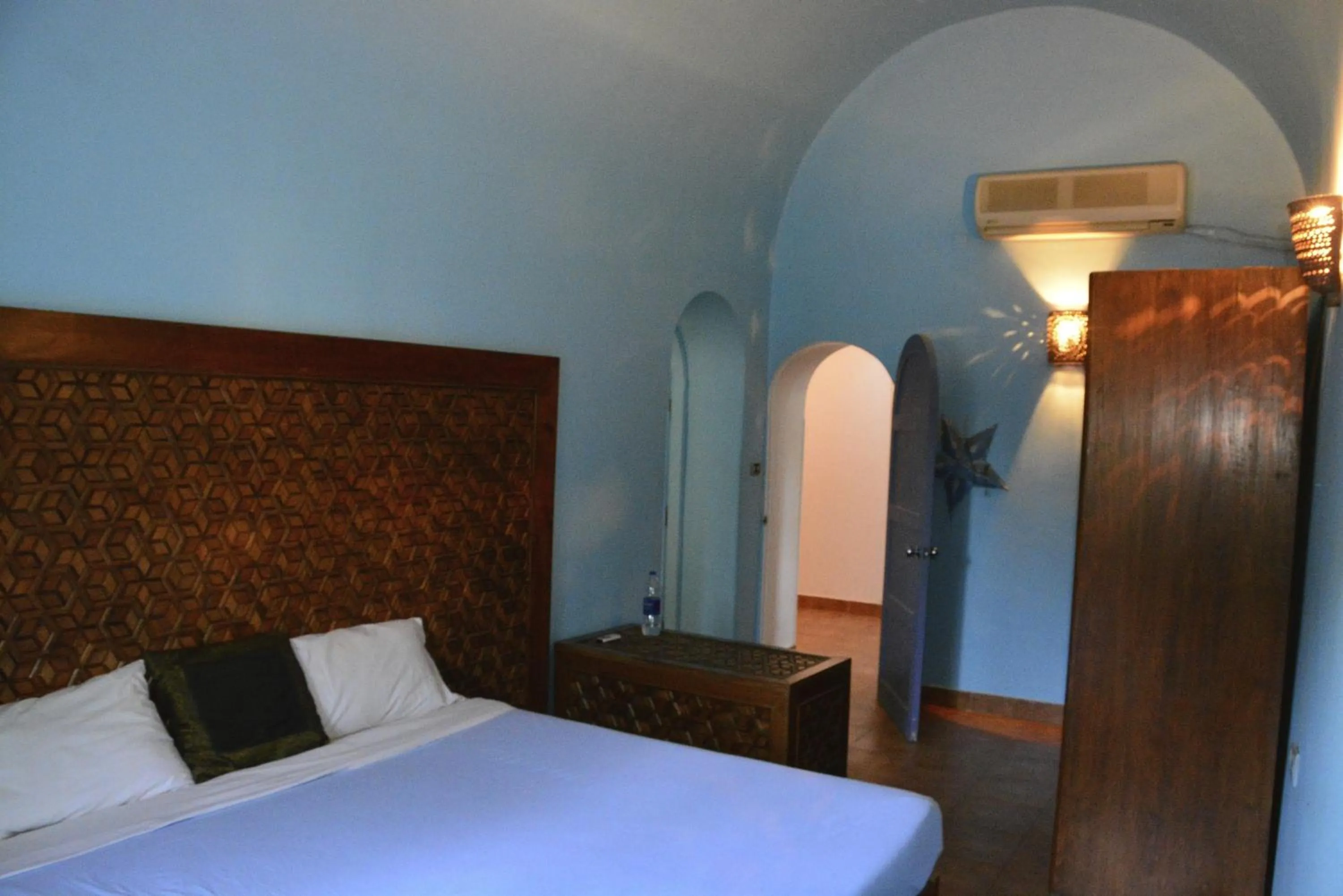 Photo of the whole room, Bed in Nubian Holiday House Aswan