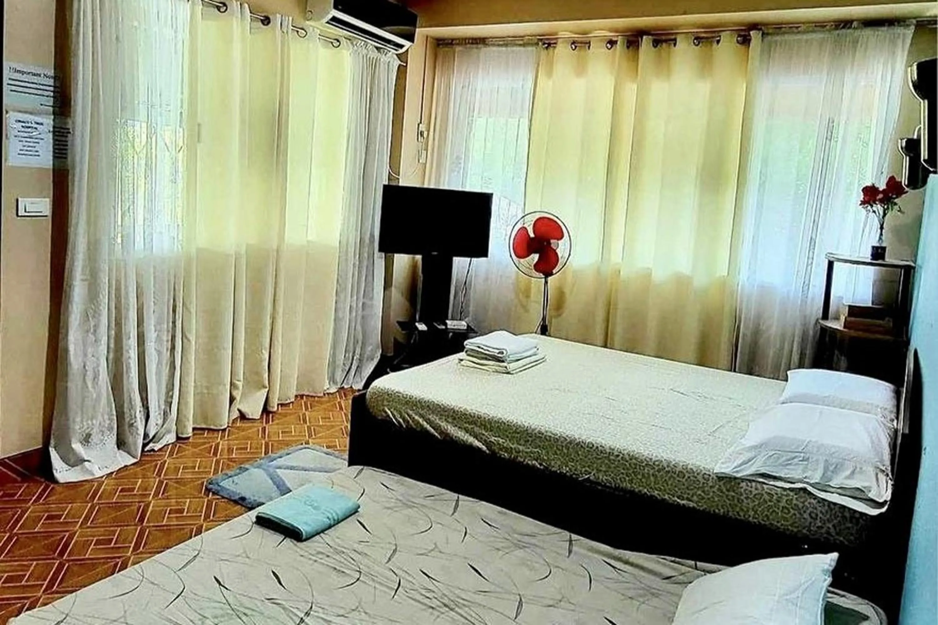 Deluxe Double Room in Gracias Inn Boracay