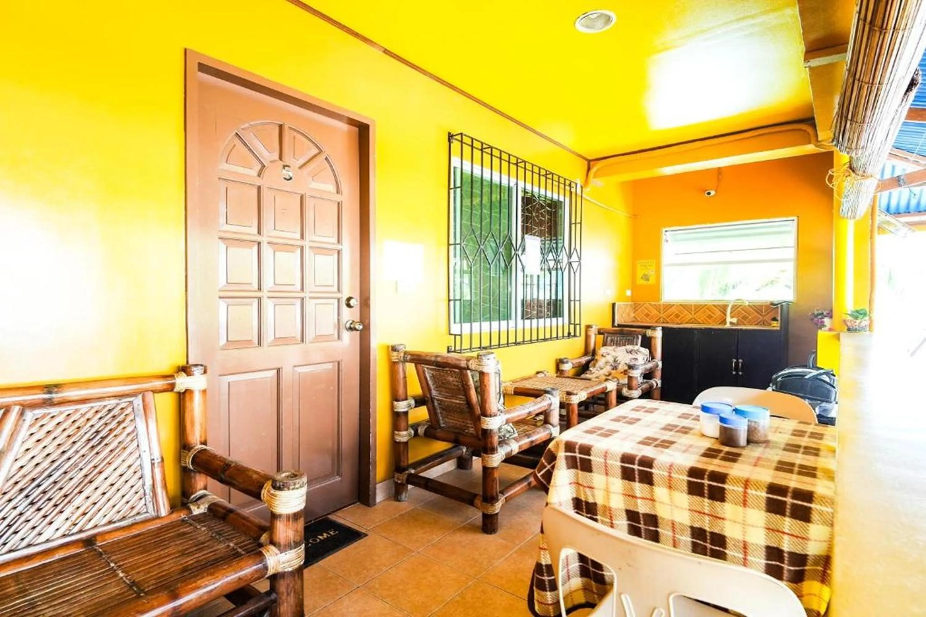 Seating area in Gracias Inn Boracay