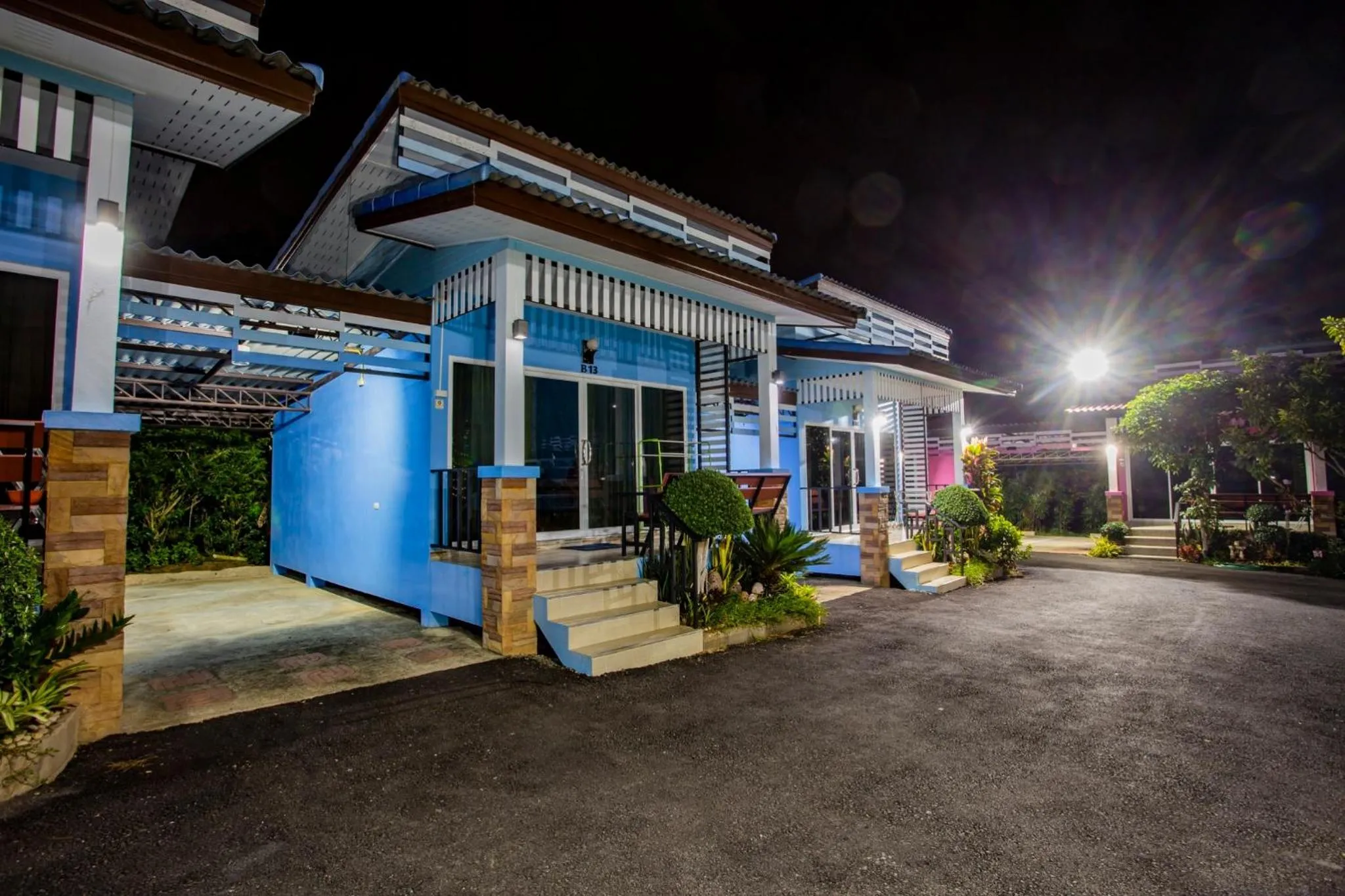 Property building in Baan Suan Mee Tang