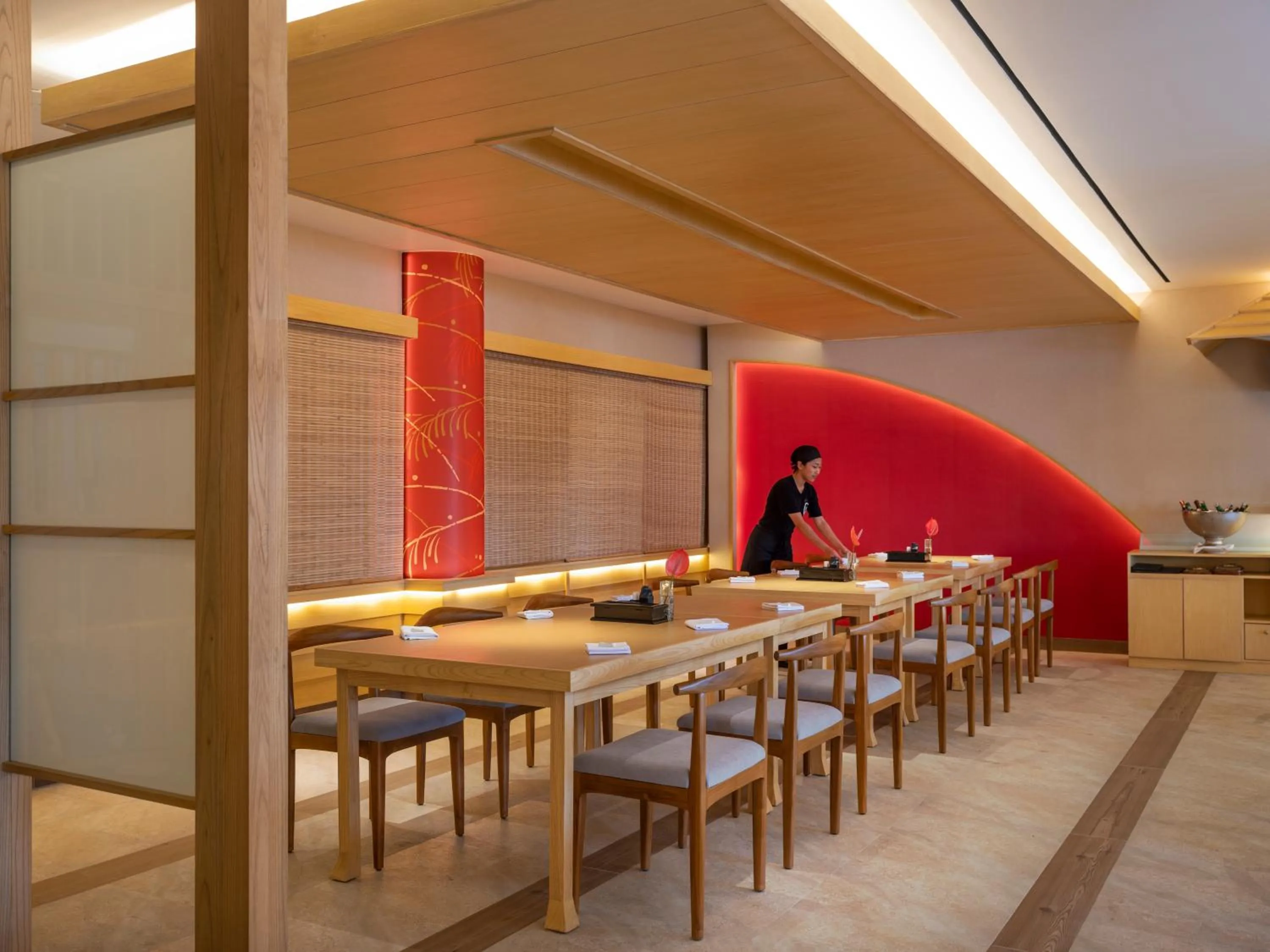 Restaurant/places to eat in Hotel Nikko Bali Benoa Beach