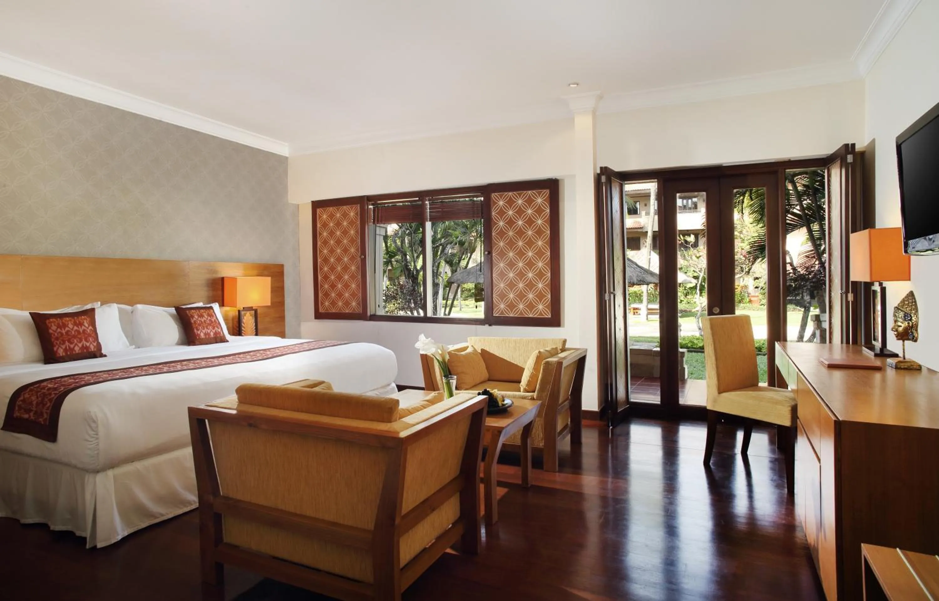 Bedroom, Bed in Hotel Nikko Bali Benoa Beach