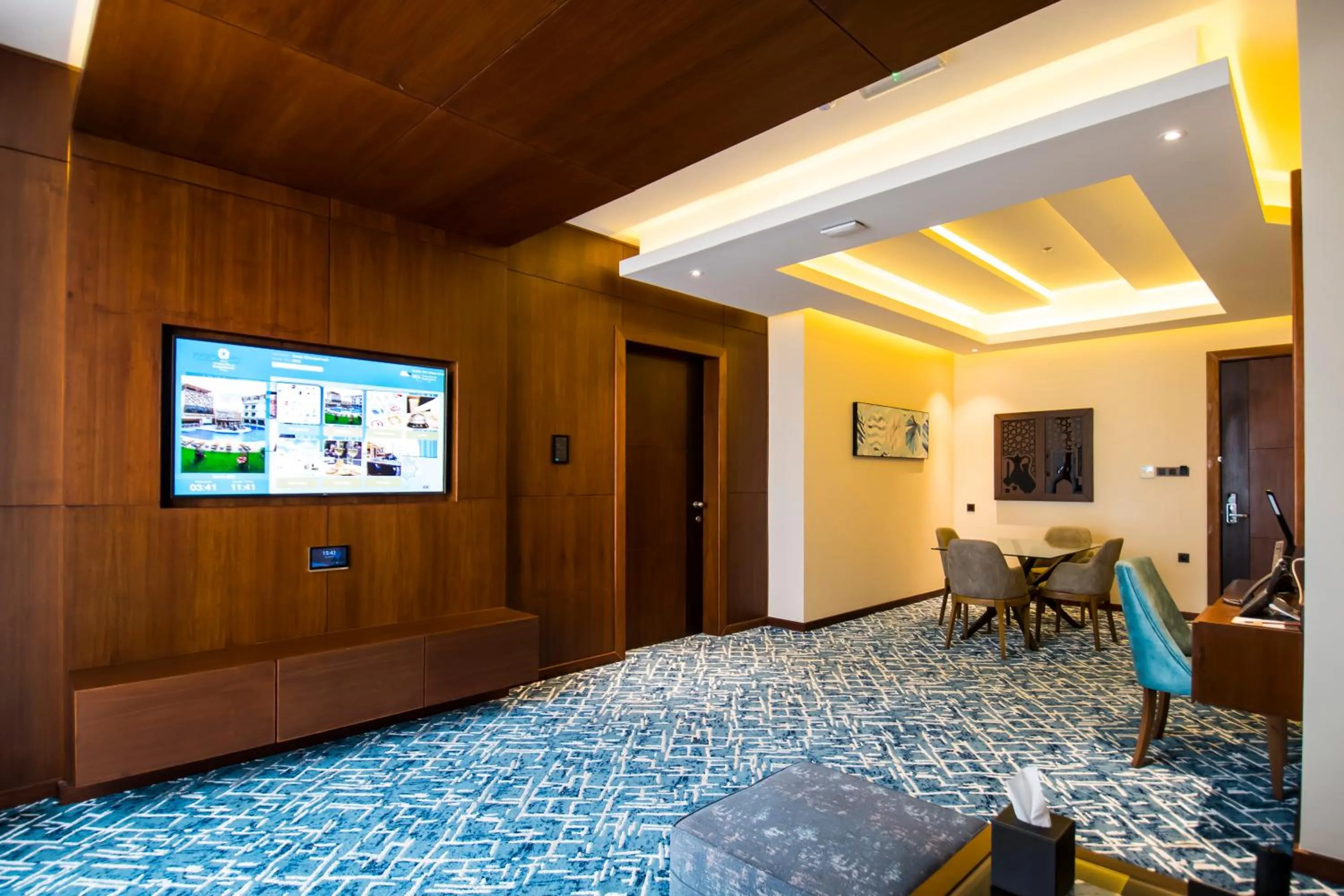 Living room, Bed in Belad Bont Resort