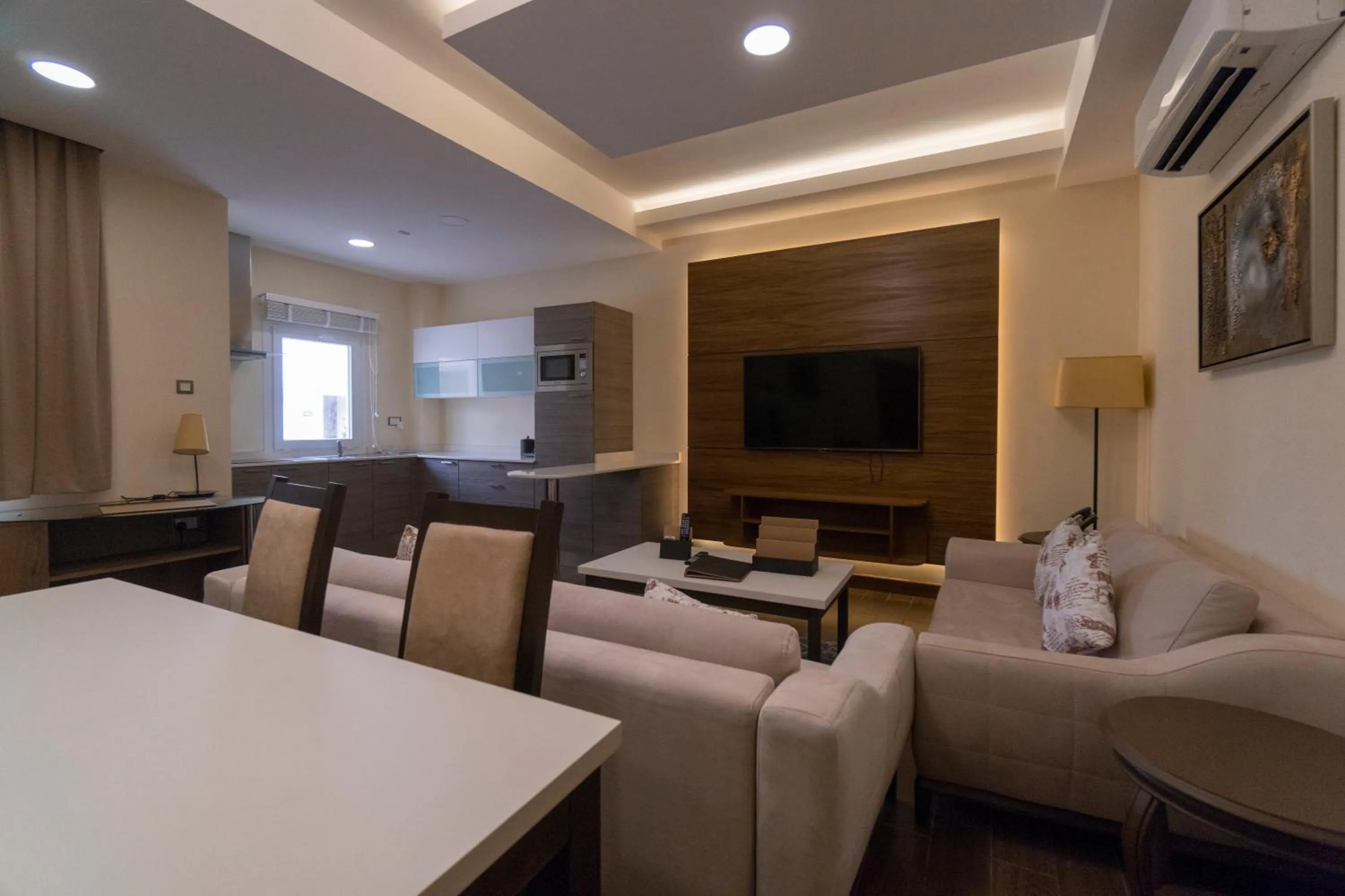 Communal lounge/ TV room in Belad Bont Resort