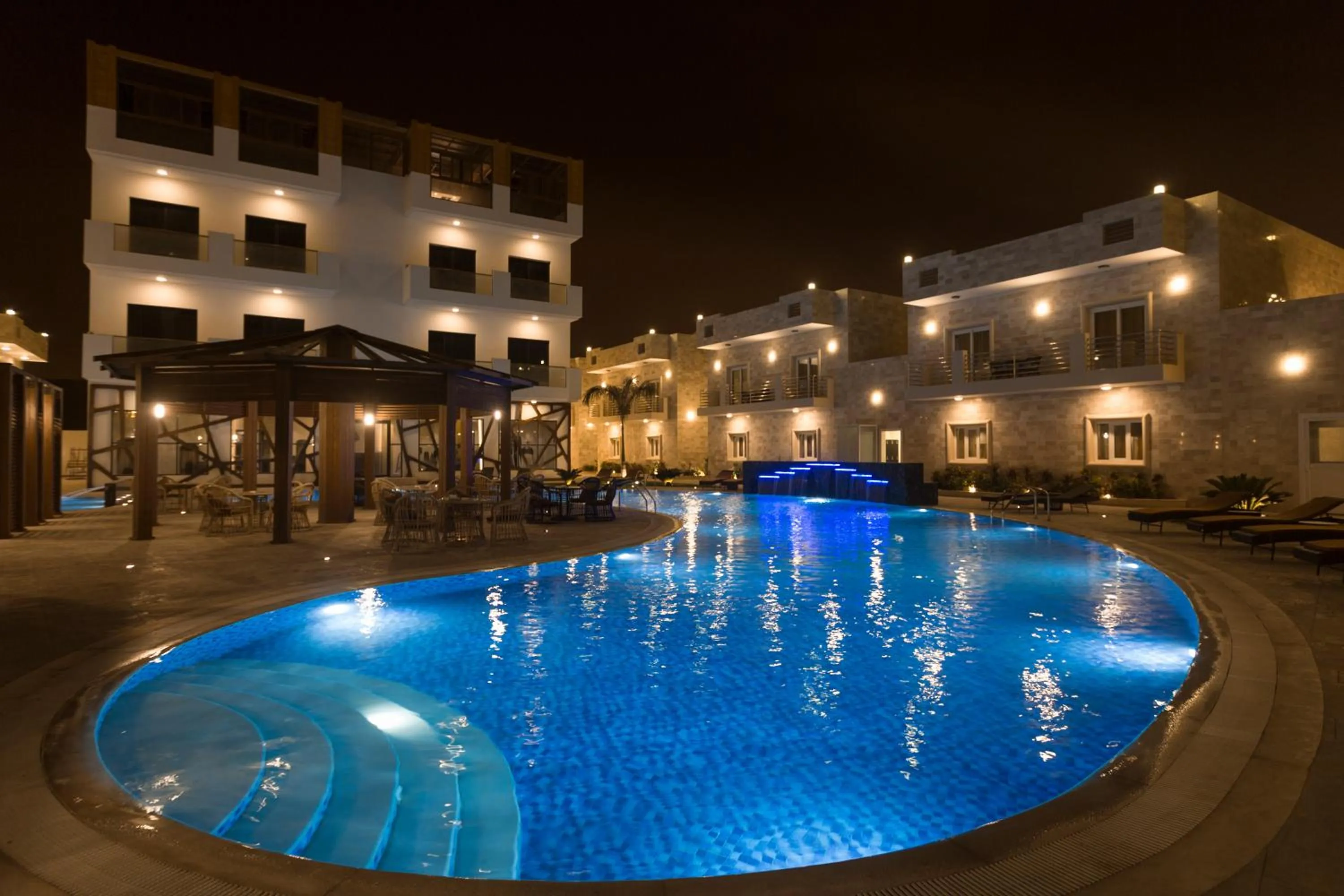 Swimming pool in Belad Bont Resort