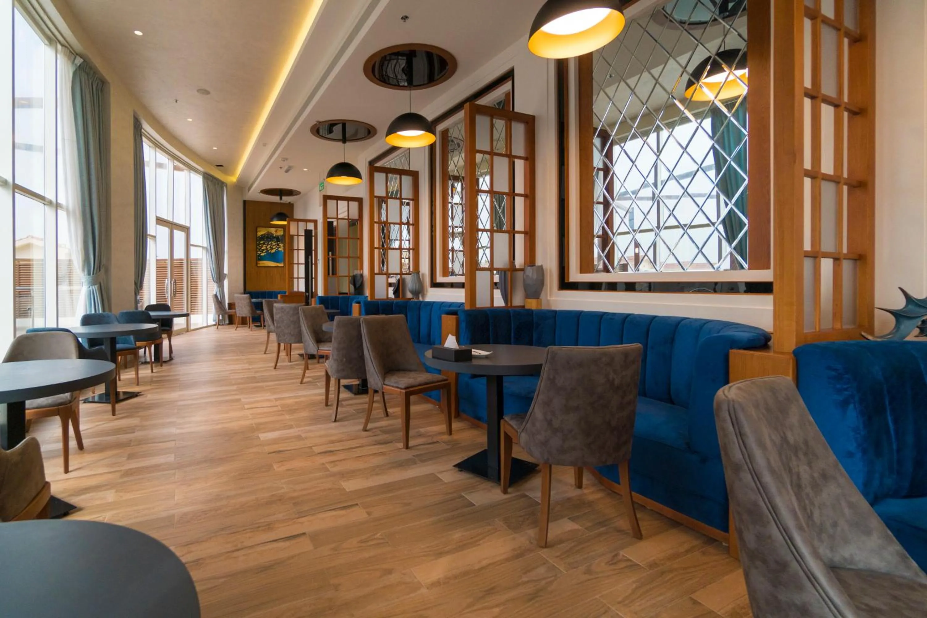 Restaurant/places to eat in Belad Bont Resort