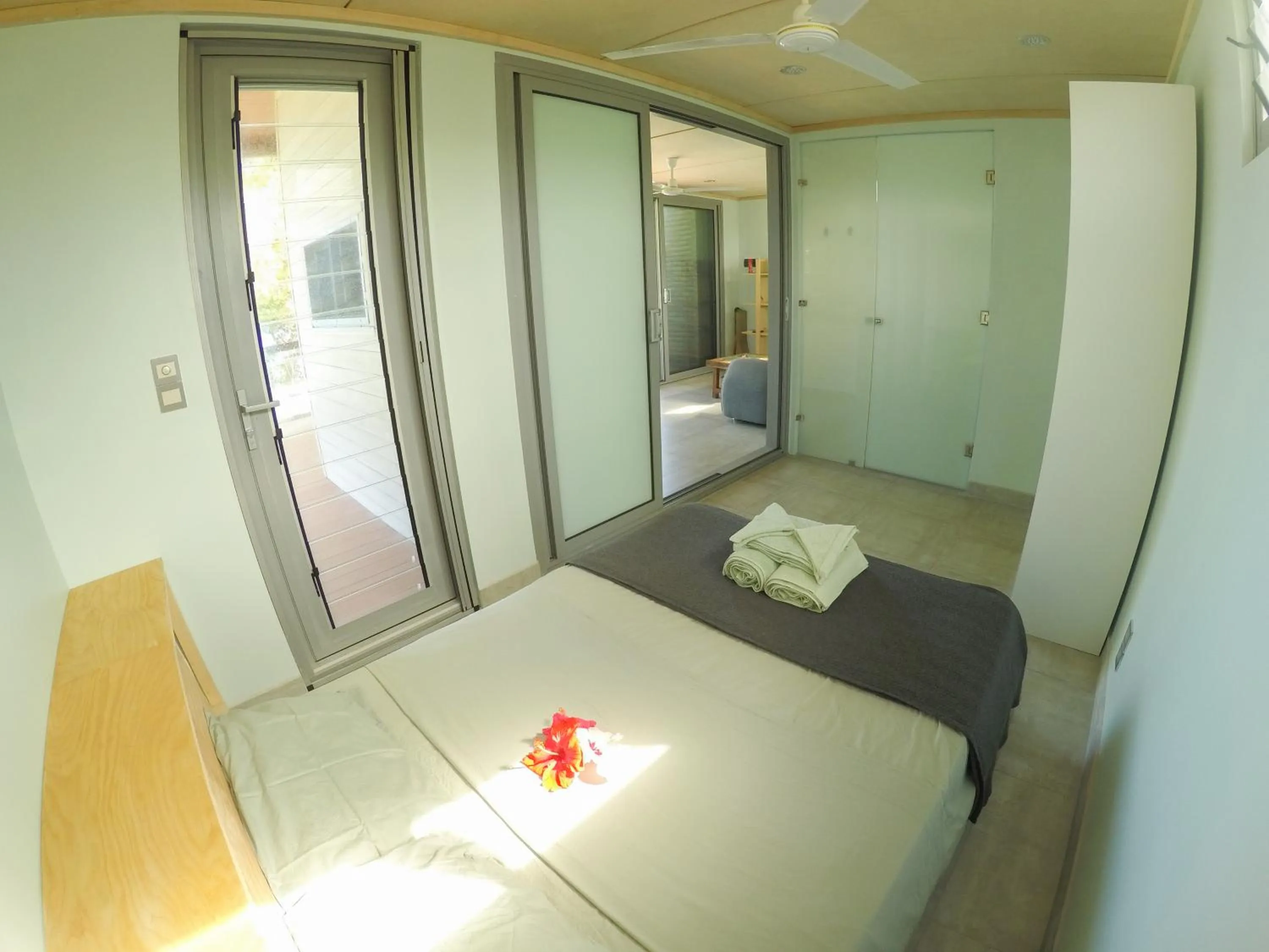 Bedroom, Bed in Aore Breeze