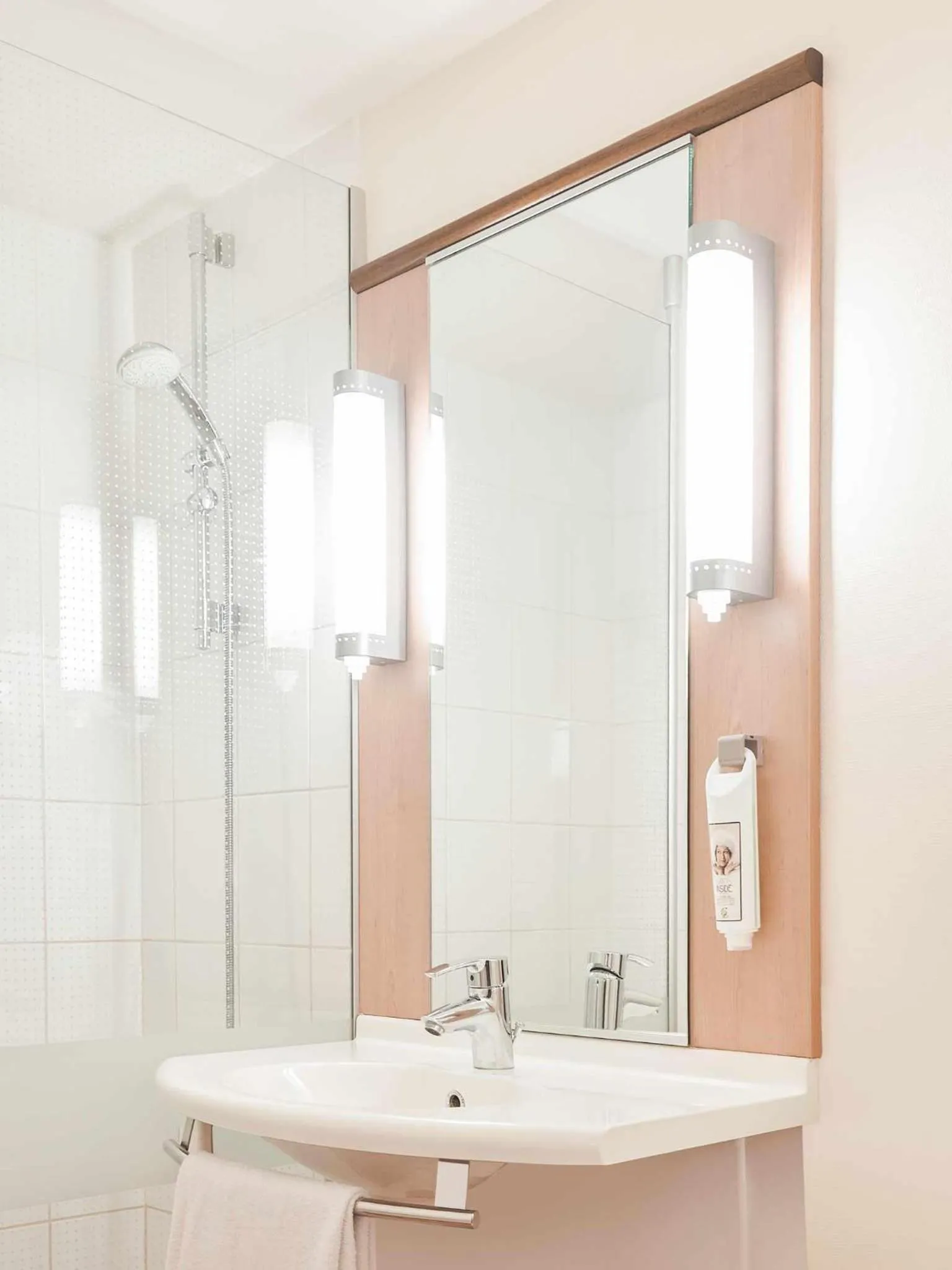 Bedroom in ibis Sint Niklaas Centrum