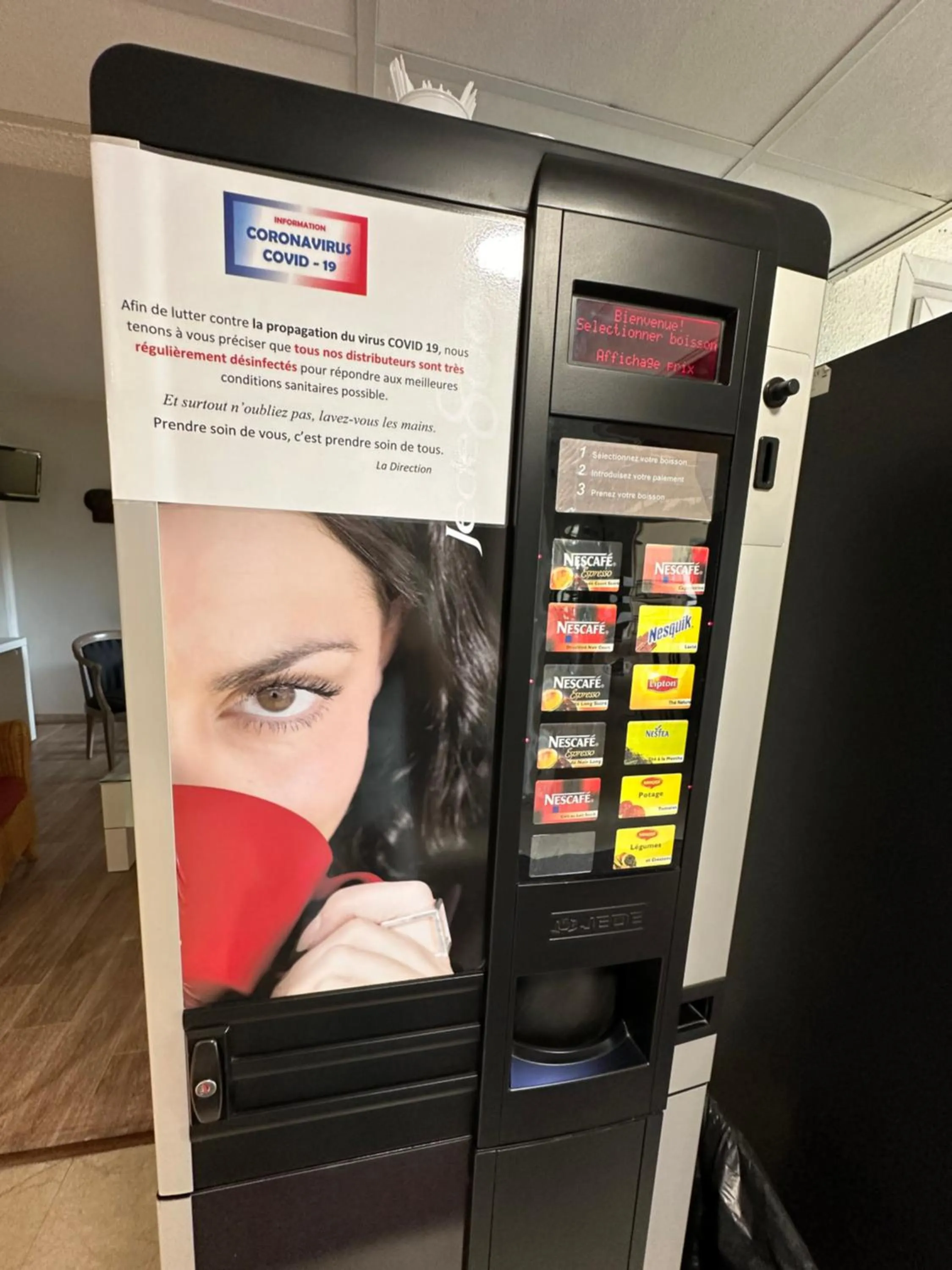 vending machine in HAVANA Hôtel