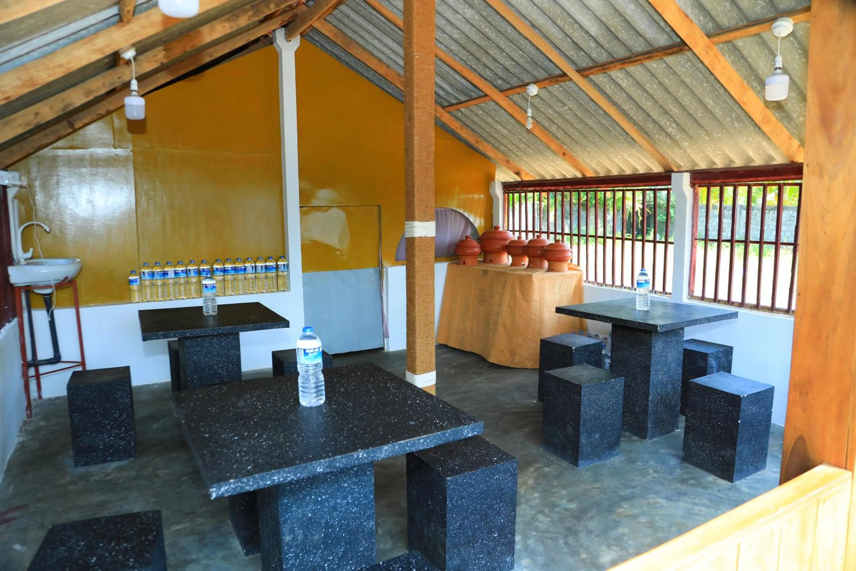 Restaurant/places to eat in Blue Diamond Resort