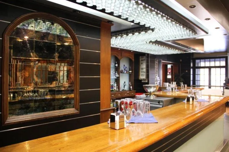 Nightclub / DJ in Hotel Frijon