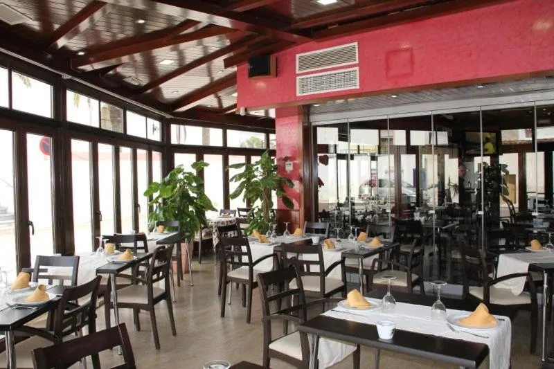 Lounge or bar in Hotel Frijon