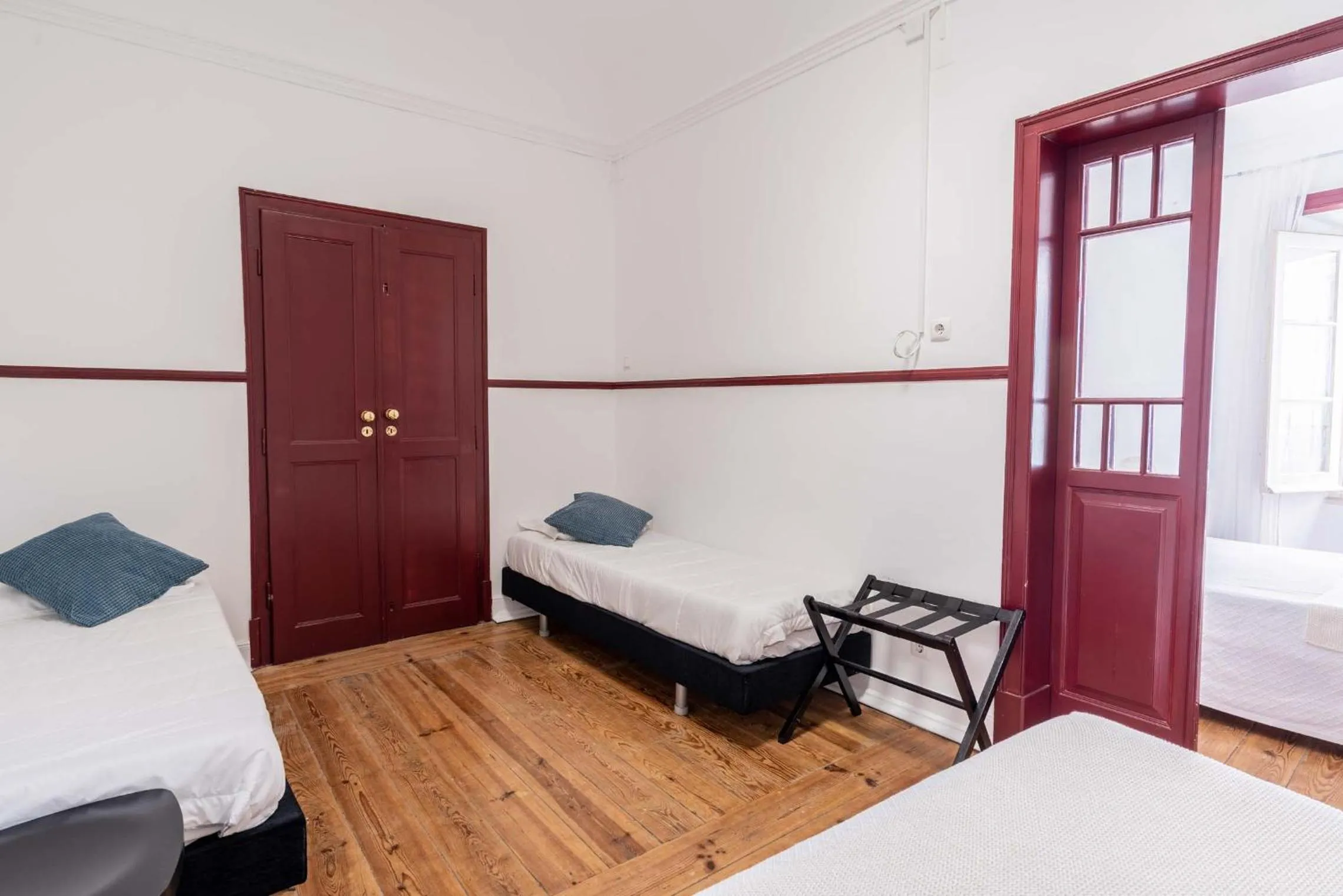 Photo of the whole room, Bed in Burgos Guest House