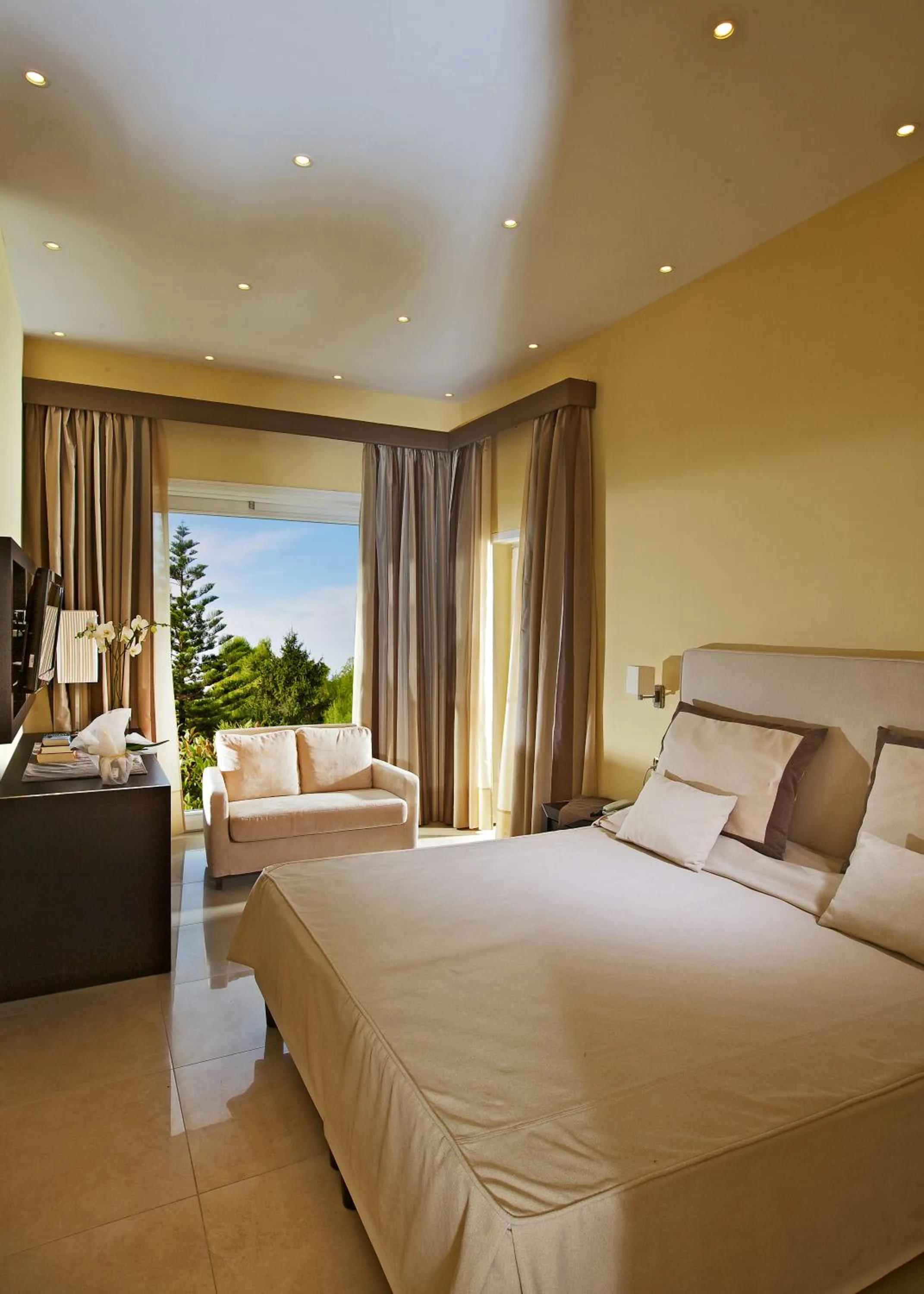 Photo of the whole room, Bed in Hotel San Michele