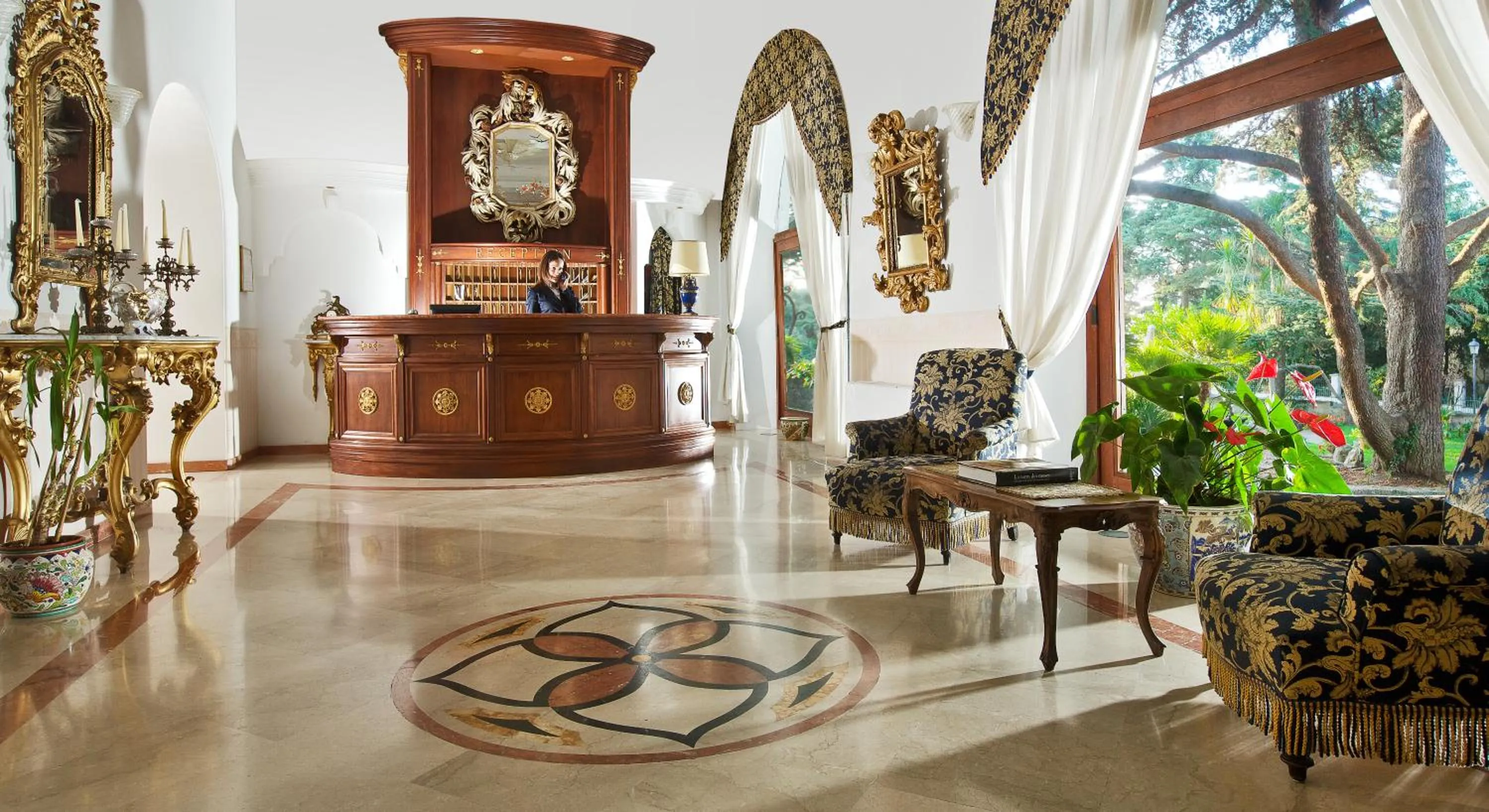 Staff in Hotel San Michele