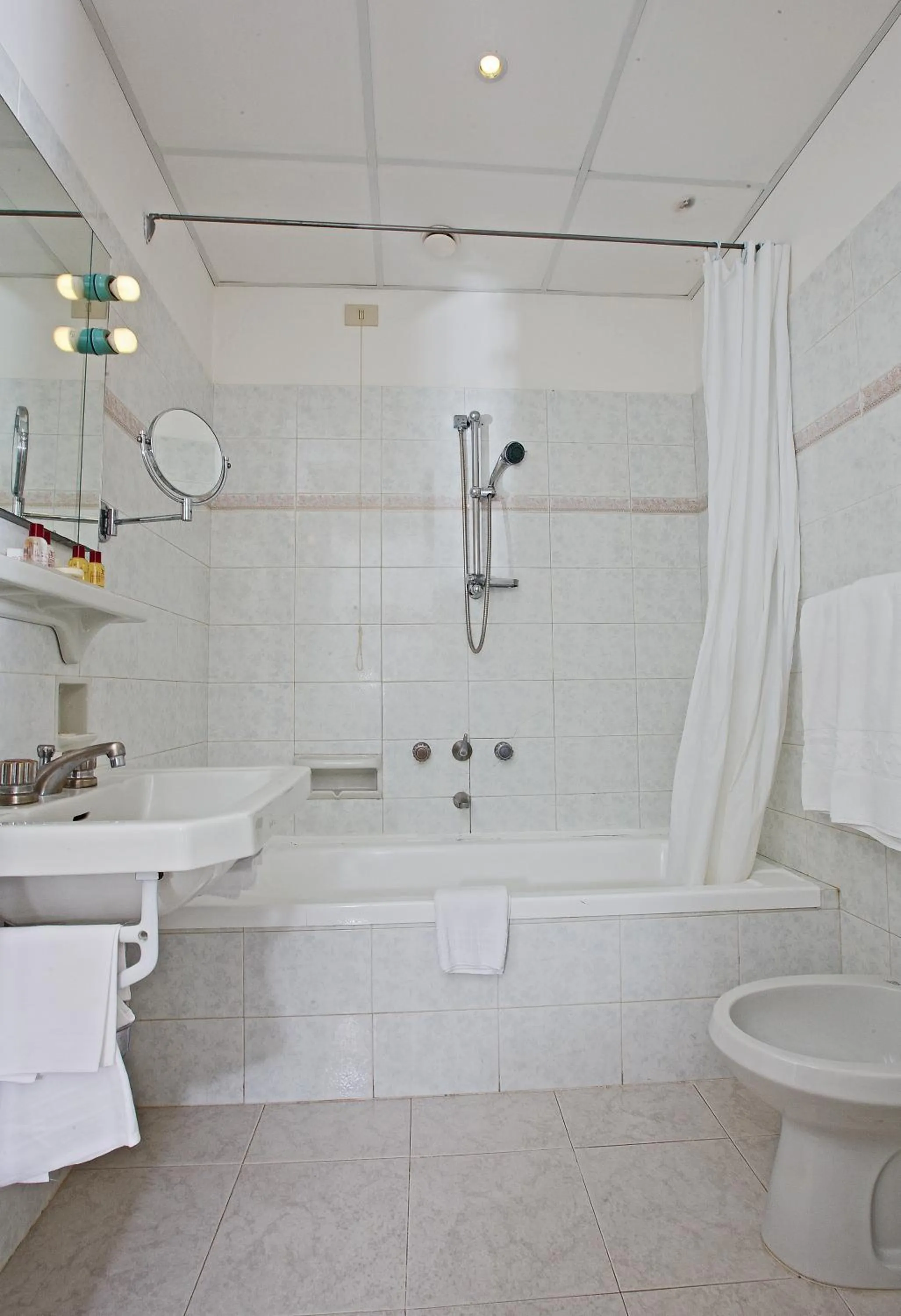 Bathroom in Hotel San Michele