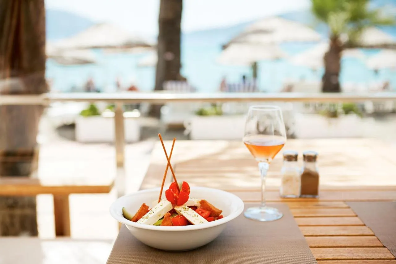 Food in The Beachfront Hotel Adult Only 16 Plus