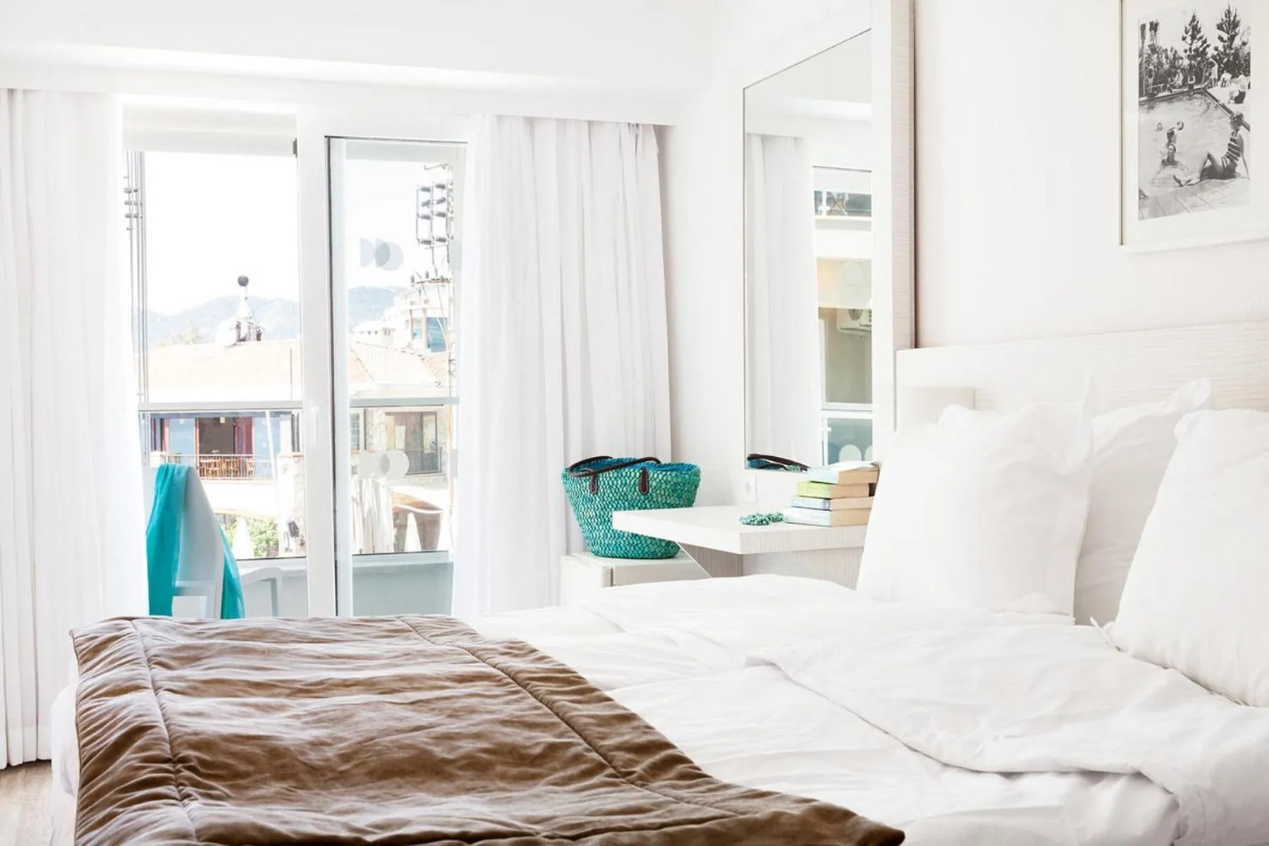 Bed in The Beachfront Hotel Adult Only 16 Plus