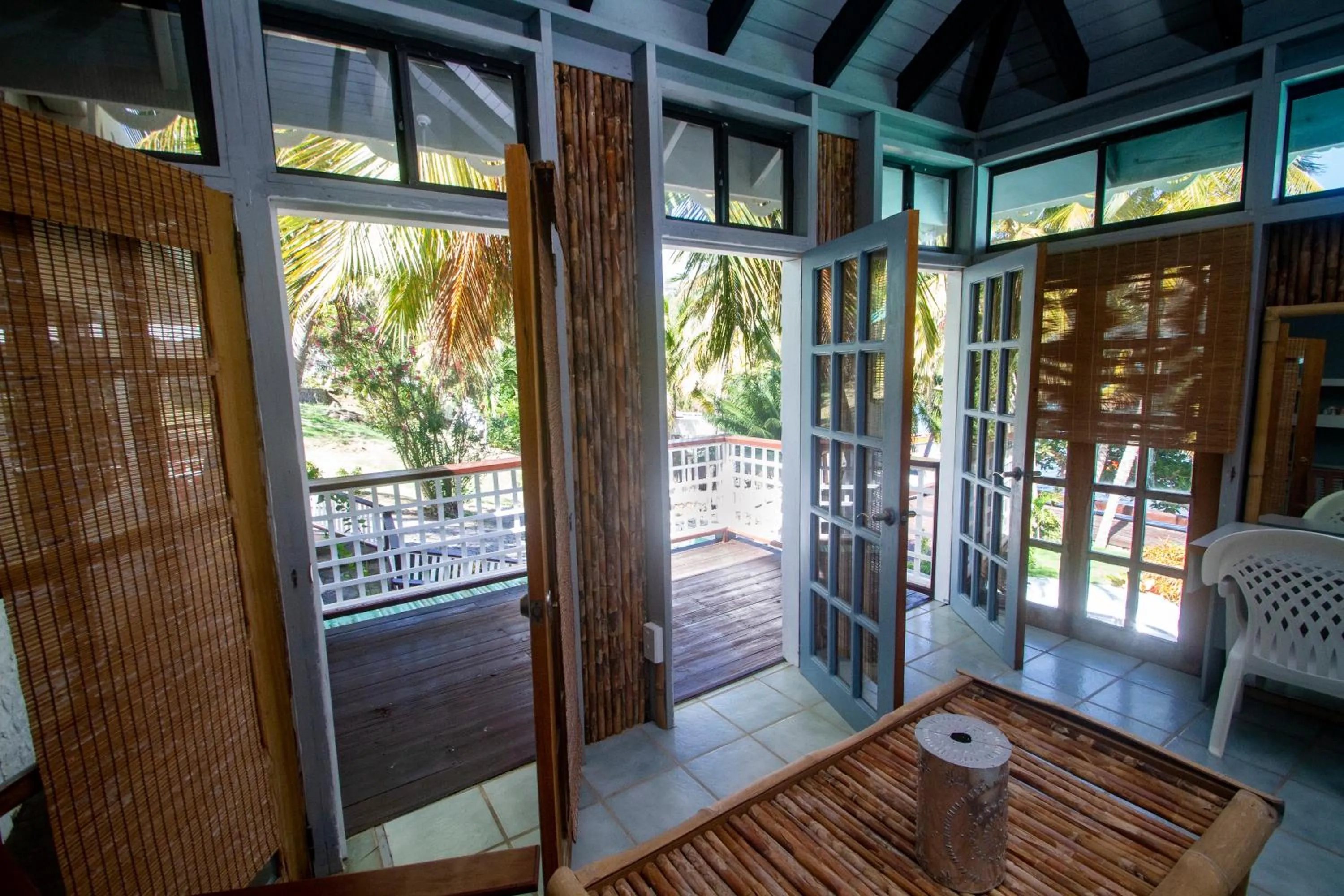Balcony/Terrace in Bequia Beachfront Villas