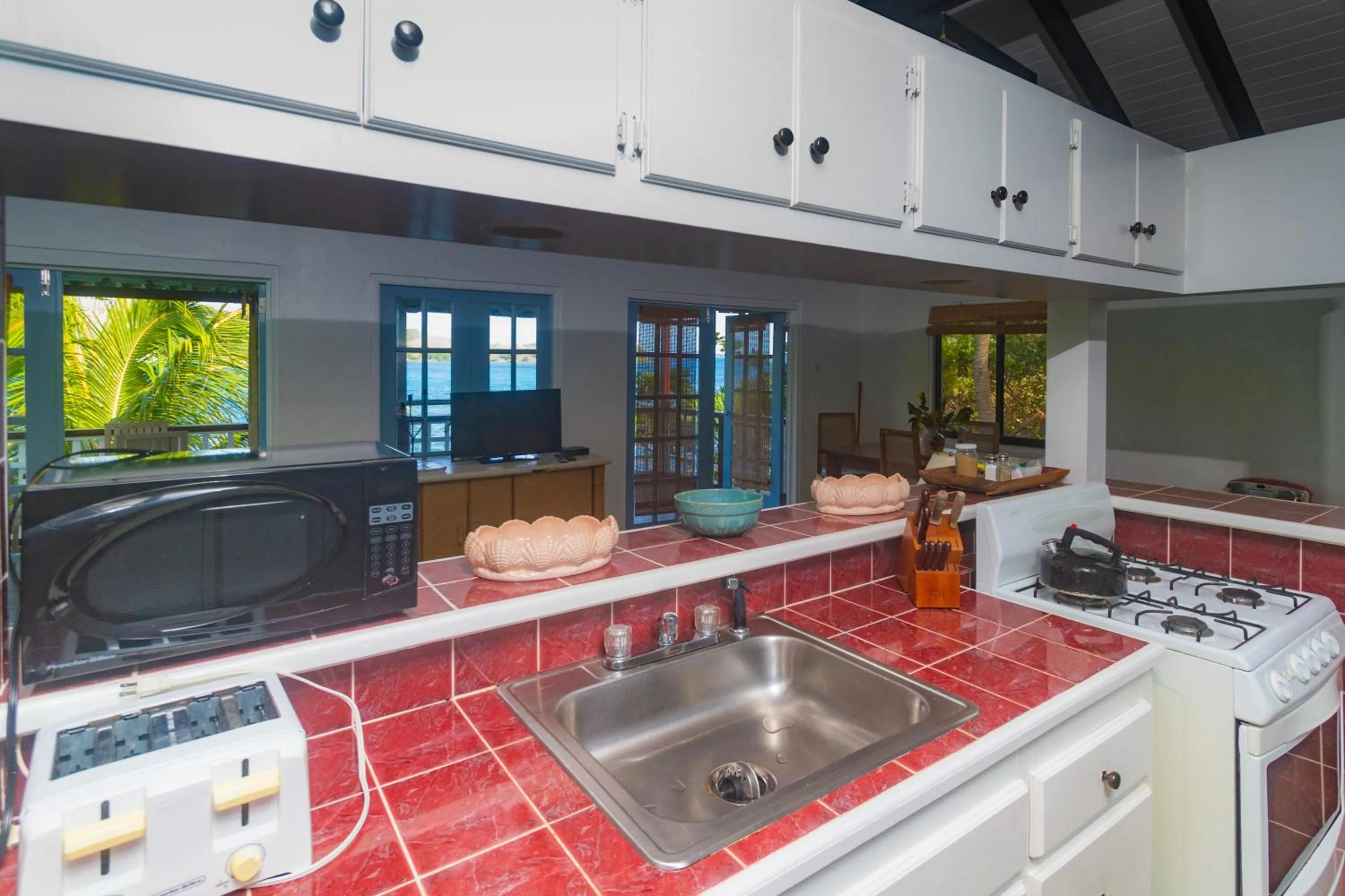 Kitchen or kitchenette in Bequia Beachfront Villas