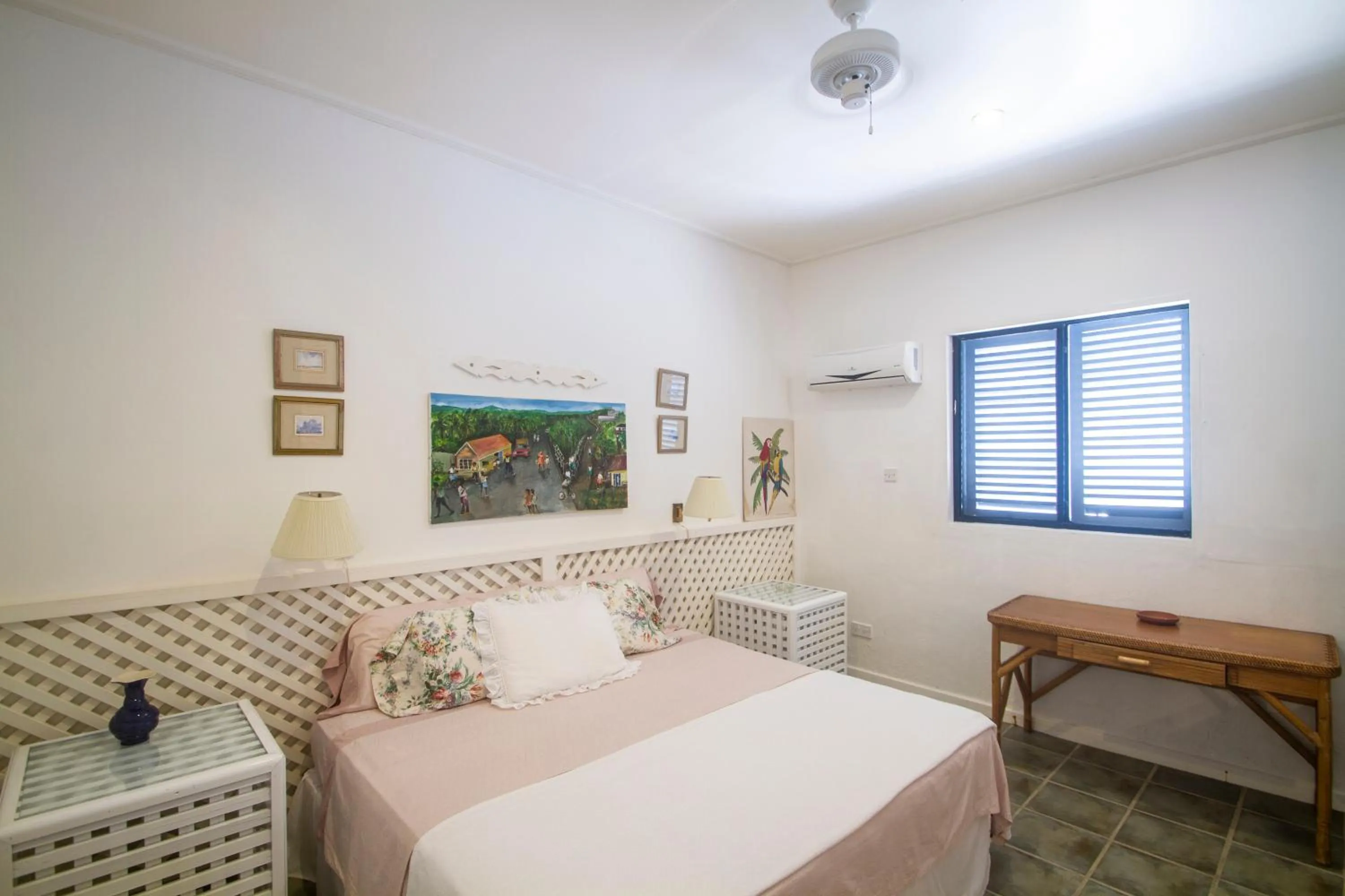 Bedroom, Bed in Bequia Beachfront Villas