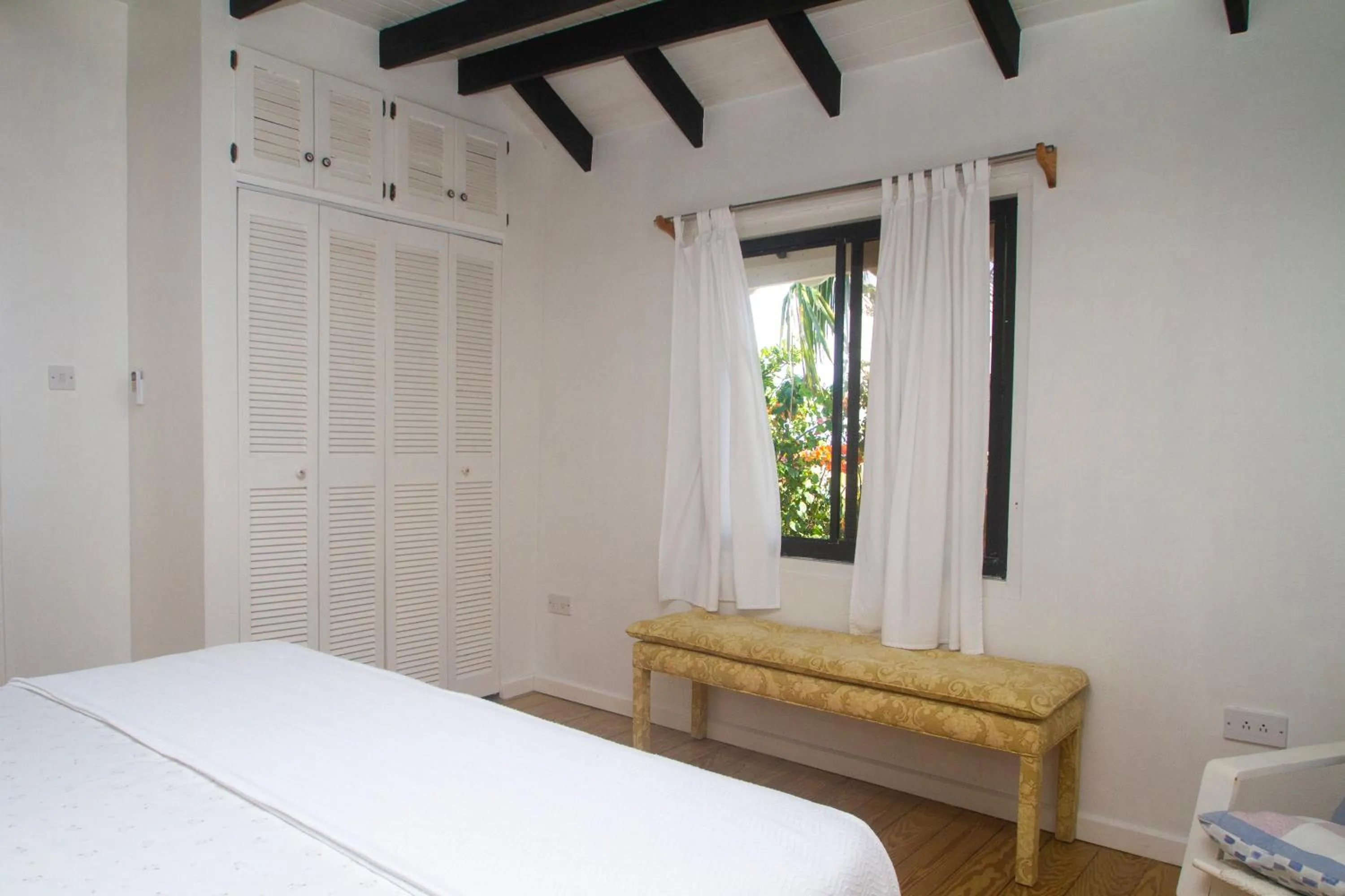 Bed in Bequia Beachfront Villas