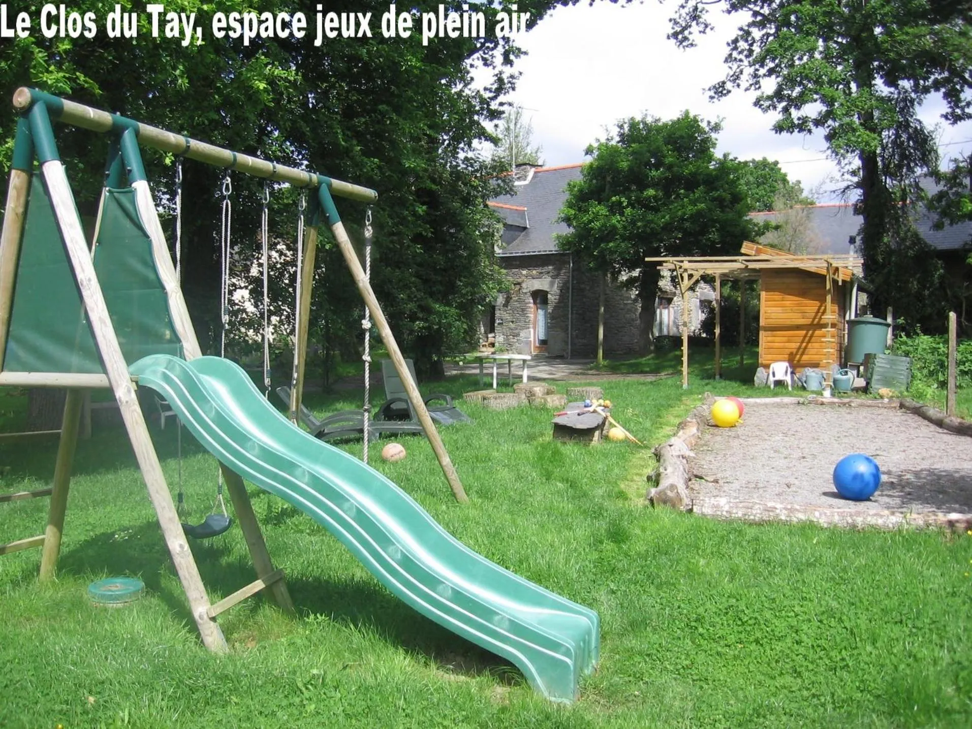 Children play ground in Le clos du Tay