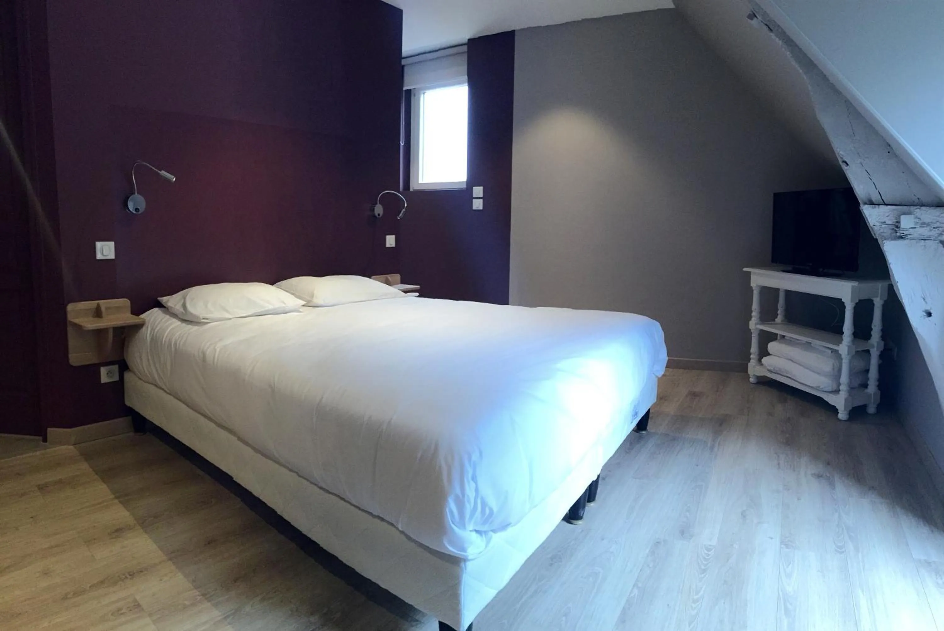 Bed in Hôtel Le Troubadour à Rocamadour