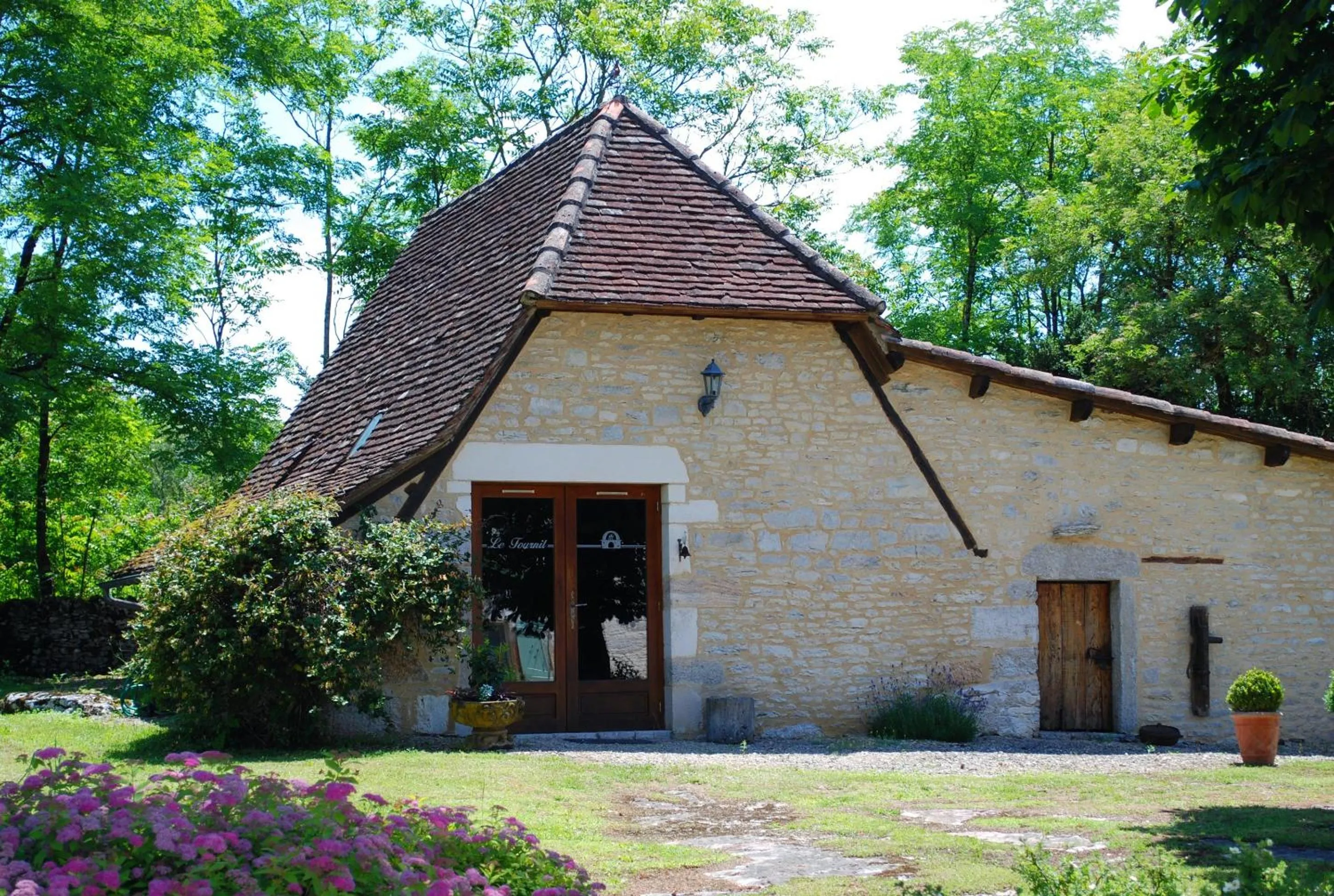 Property building in Hôtel Le Troubadour à Rocamadour