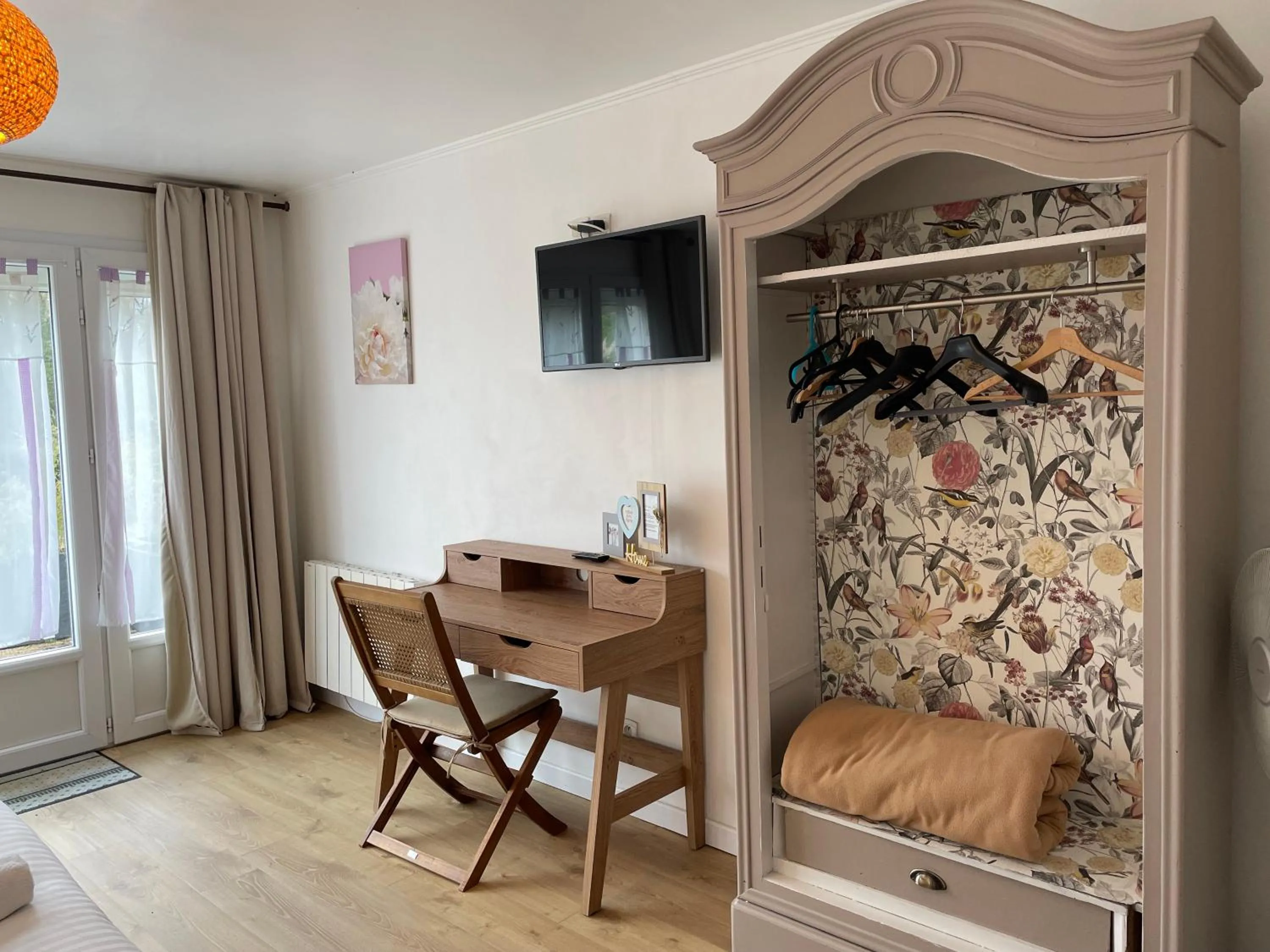 Seating area in Manoir de la Houlette