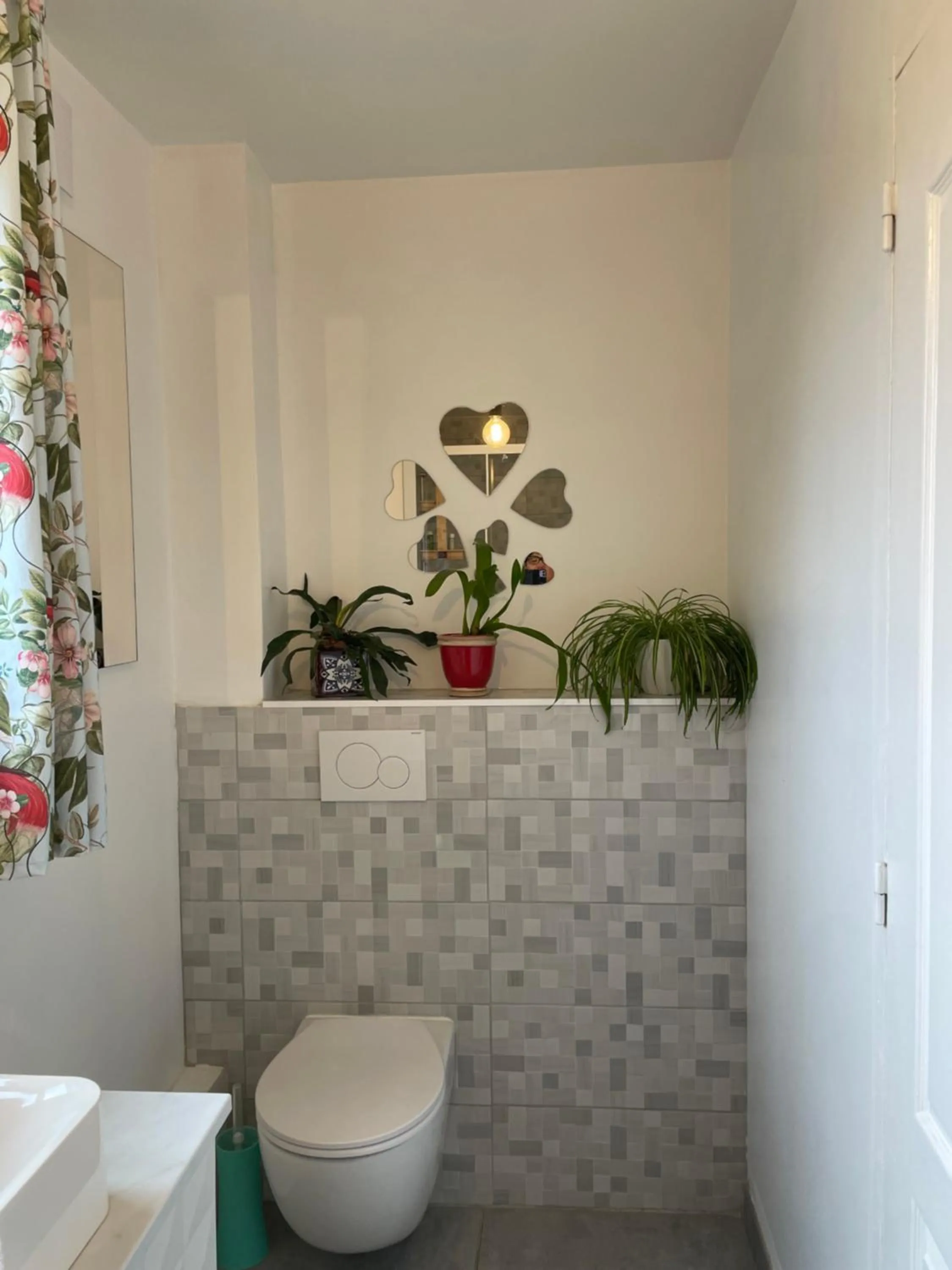 Toilet in Manoir de la Houlette