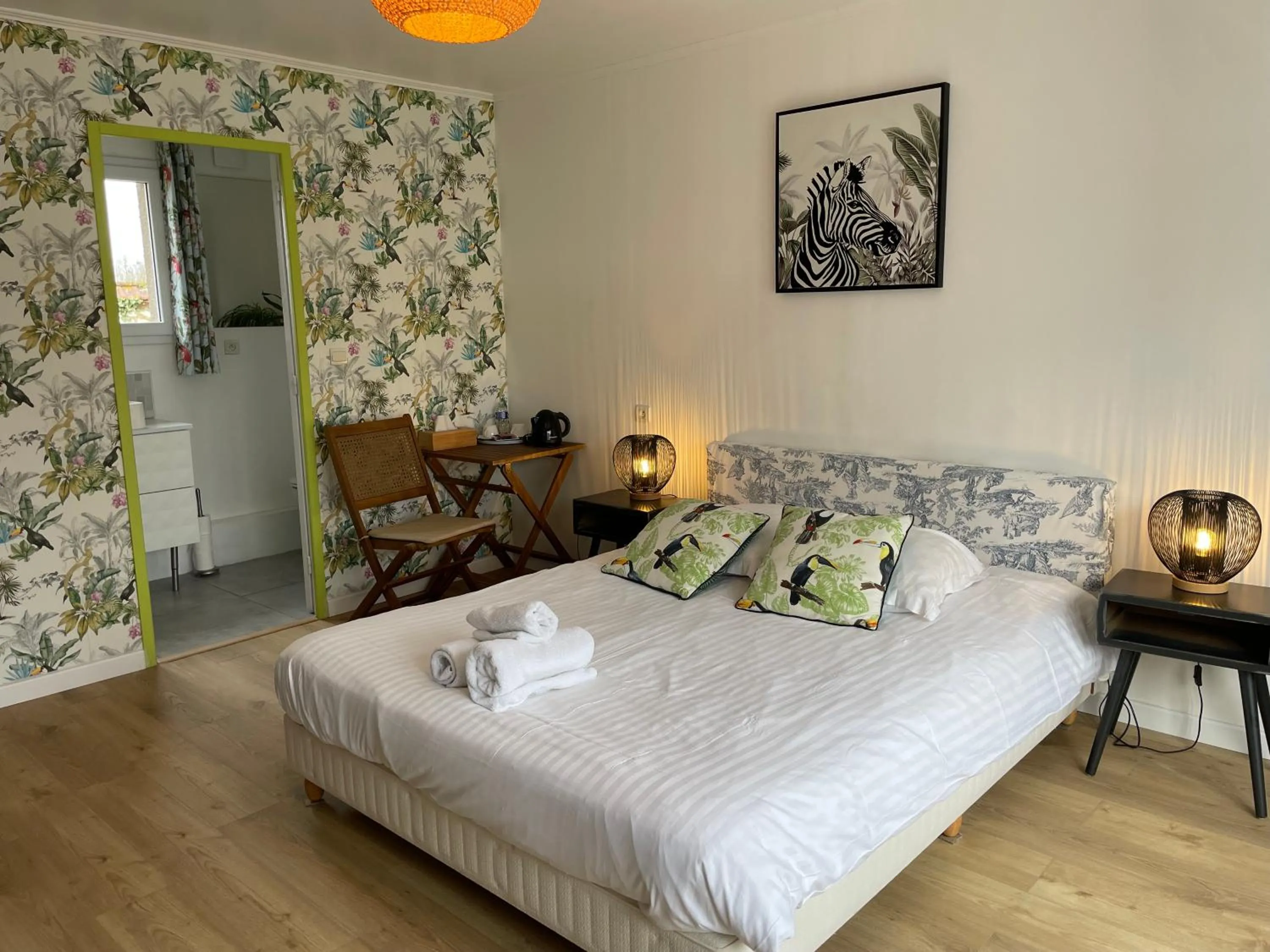 Photo of the whole room, Bed in Manoir de la Houlette