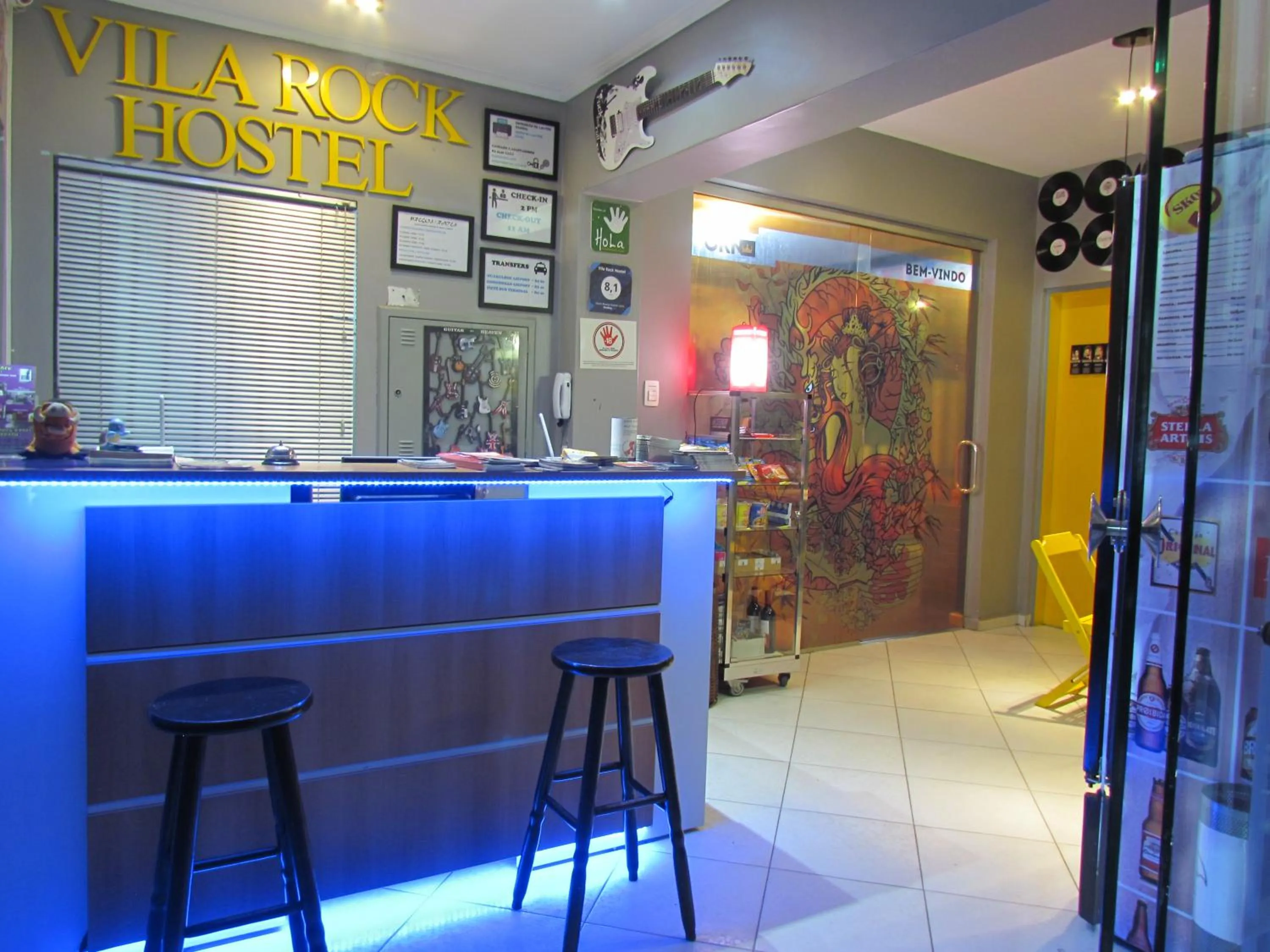 On-site shops in Vila Rock Hostel - próx Allianz Parque, Vila Madalena, Av Paulista, Hospital das Clínicas, PUC