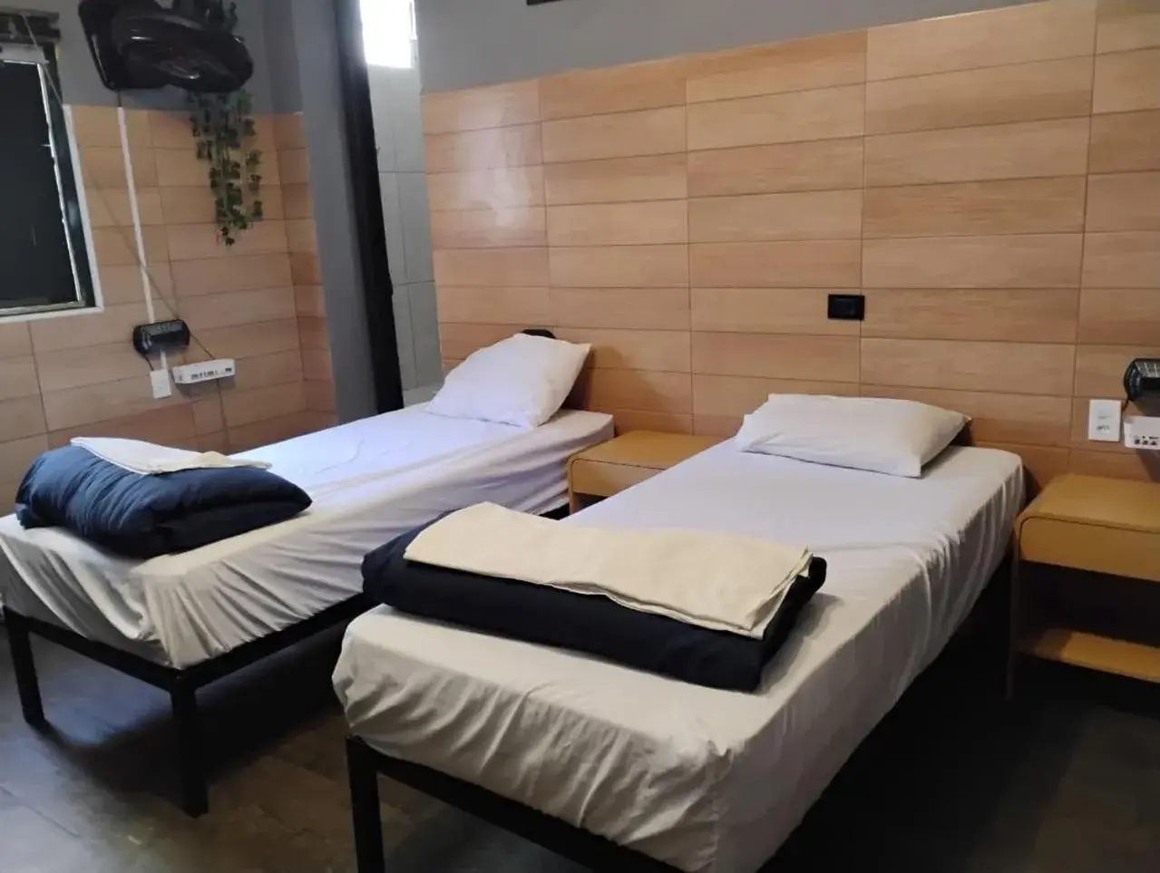 Single Bed in Female Dormitory Room in Vila Rock Hostel - Secure Neighborhood, Near the Subway, Allianz Parque, Vila Madalena, Avenida Paulista and Pinheiros Single Bed in Female Dormitory Room in Vila Rock Hostel - Secure Neighborhood, Near the Subway, Allianz Parque, Vila Madalena, Avenida Paulista and Pinheiros