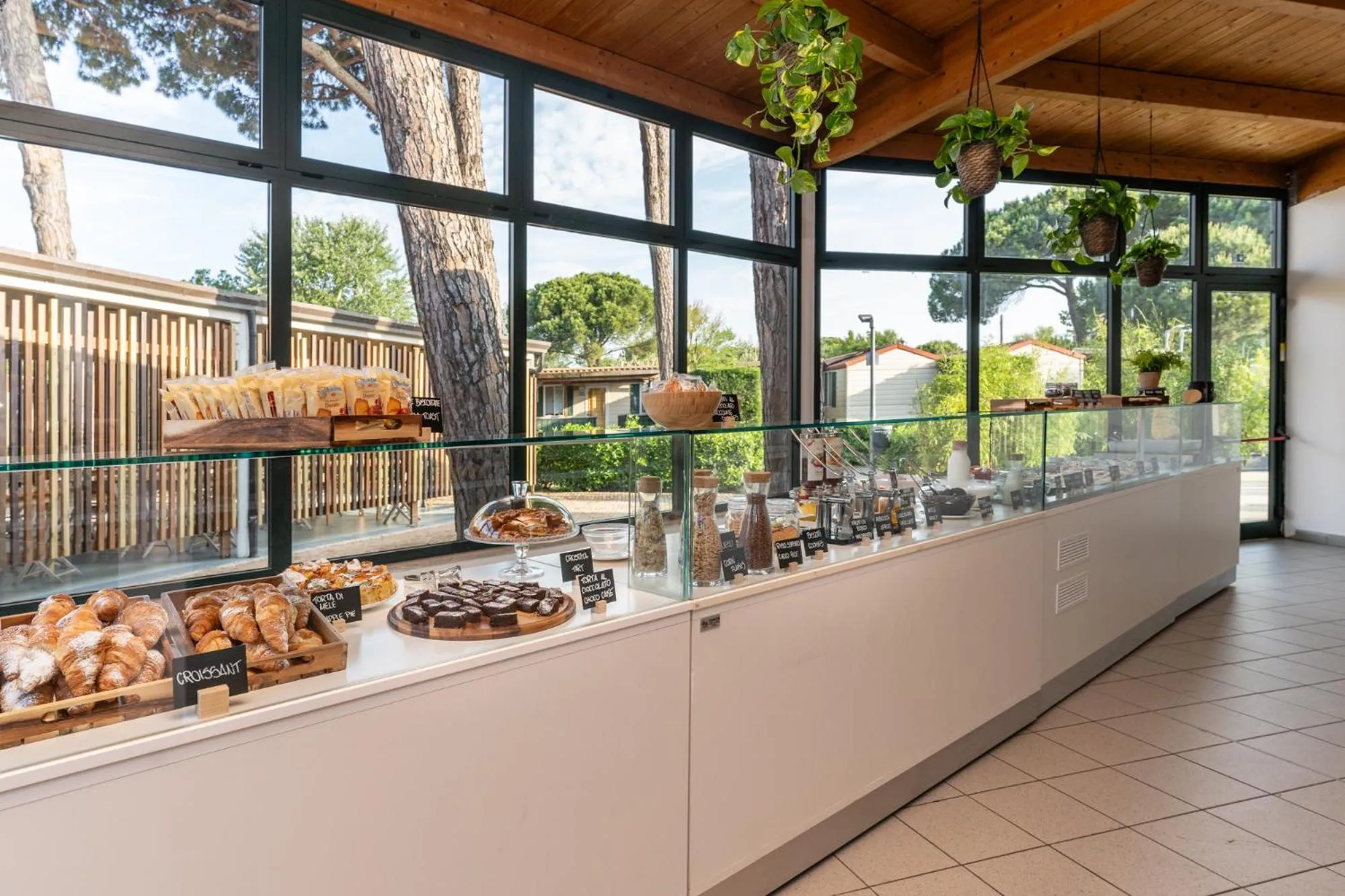 Breakfast in Club del Sole Marina Family Resort