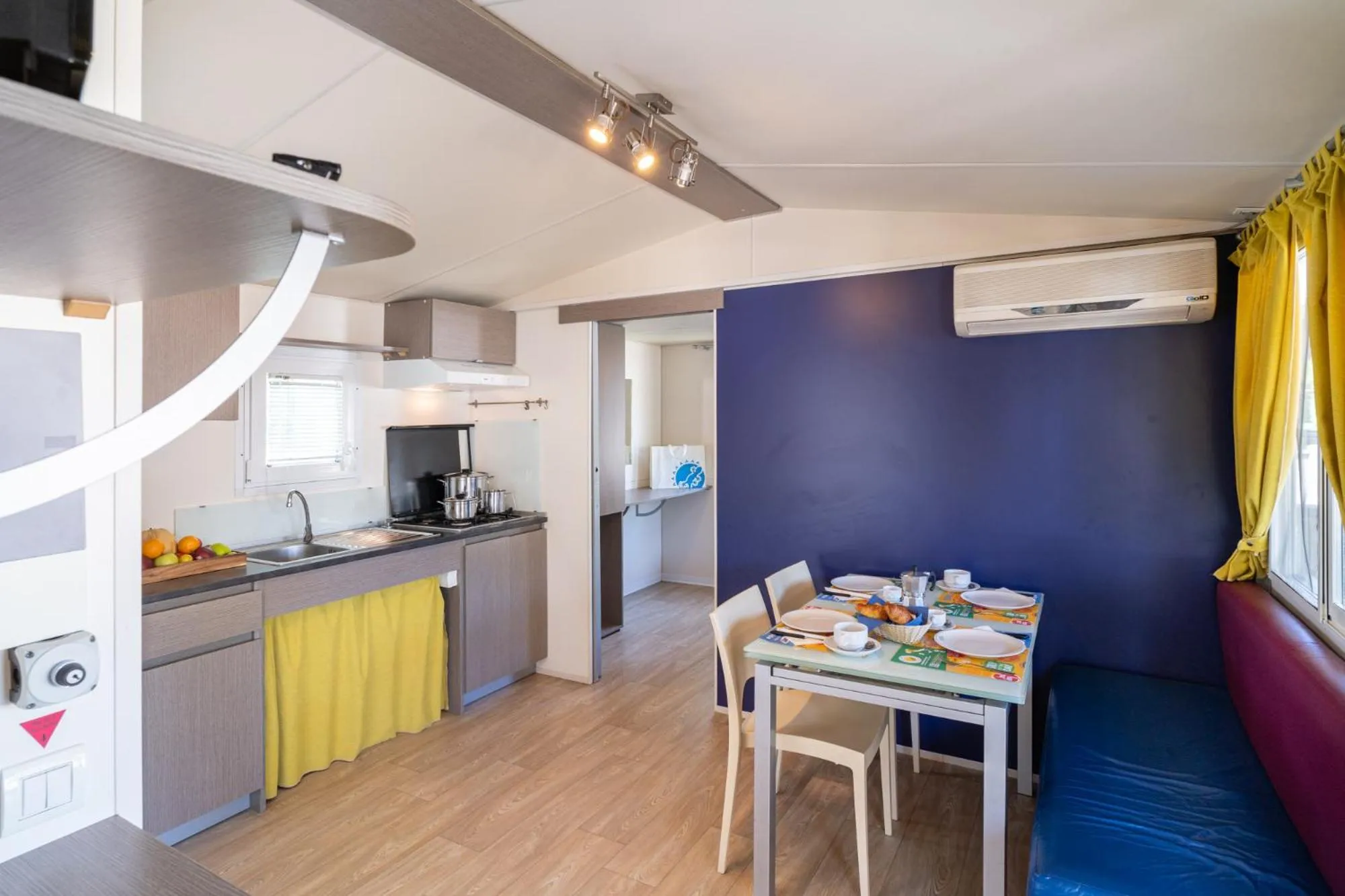 Dining area in Club del Sole Marina Family Resort