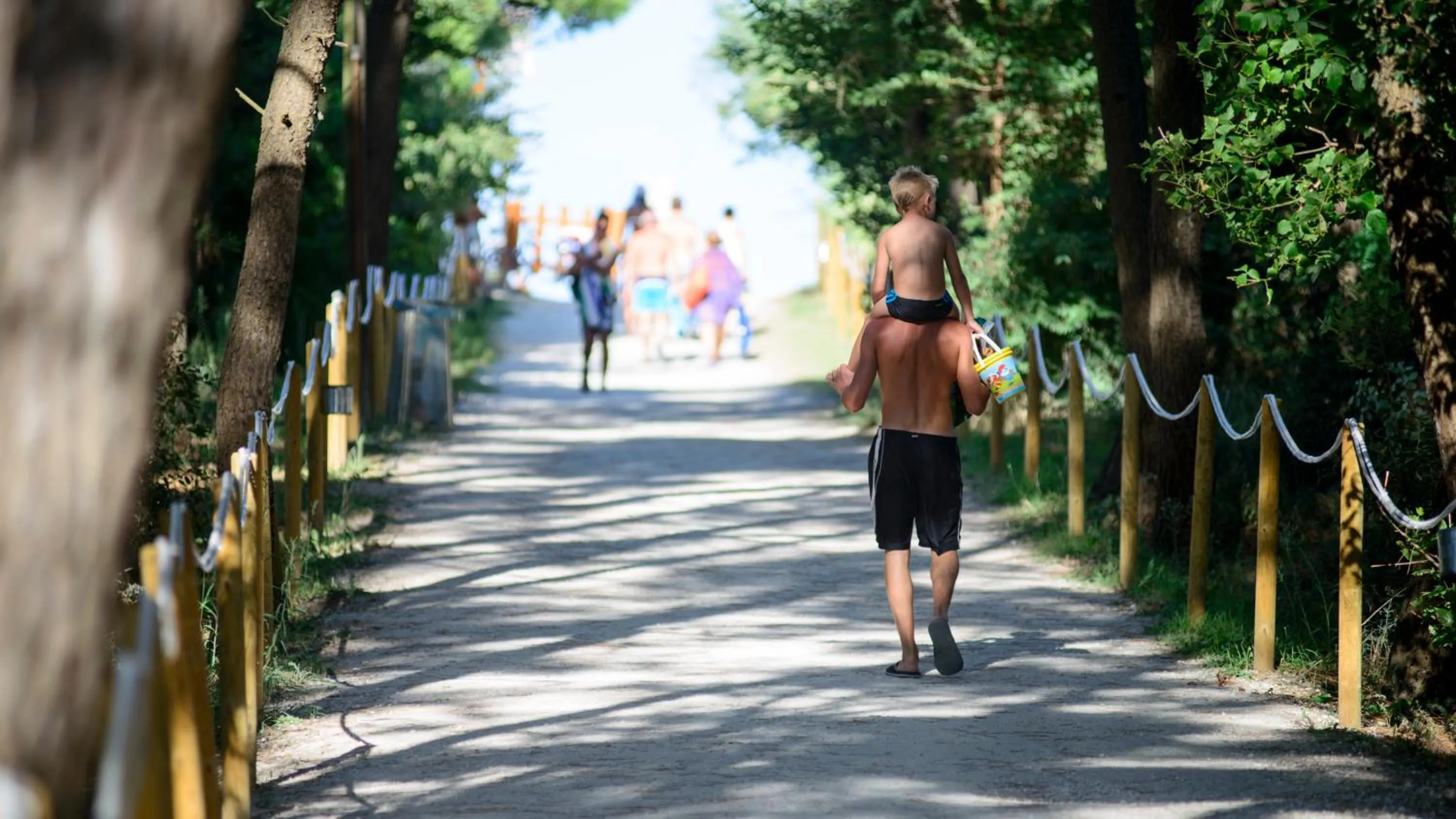 People in Club del Sole Marina Family Resort