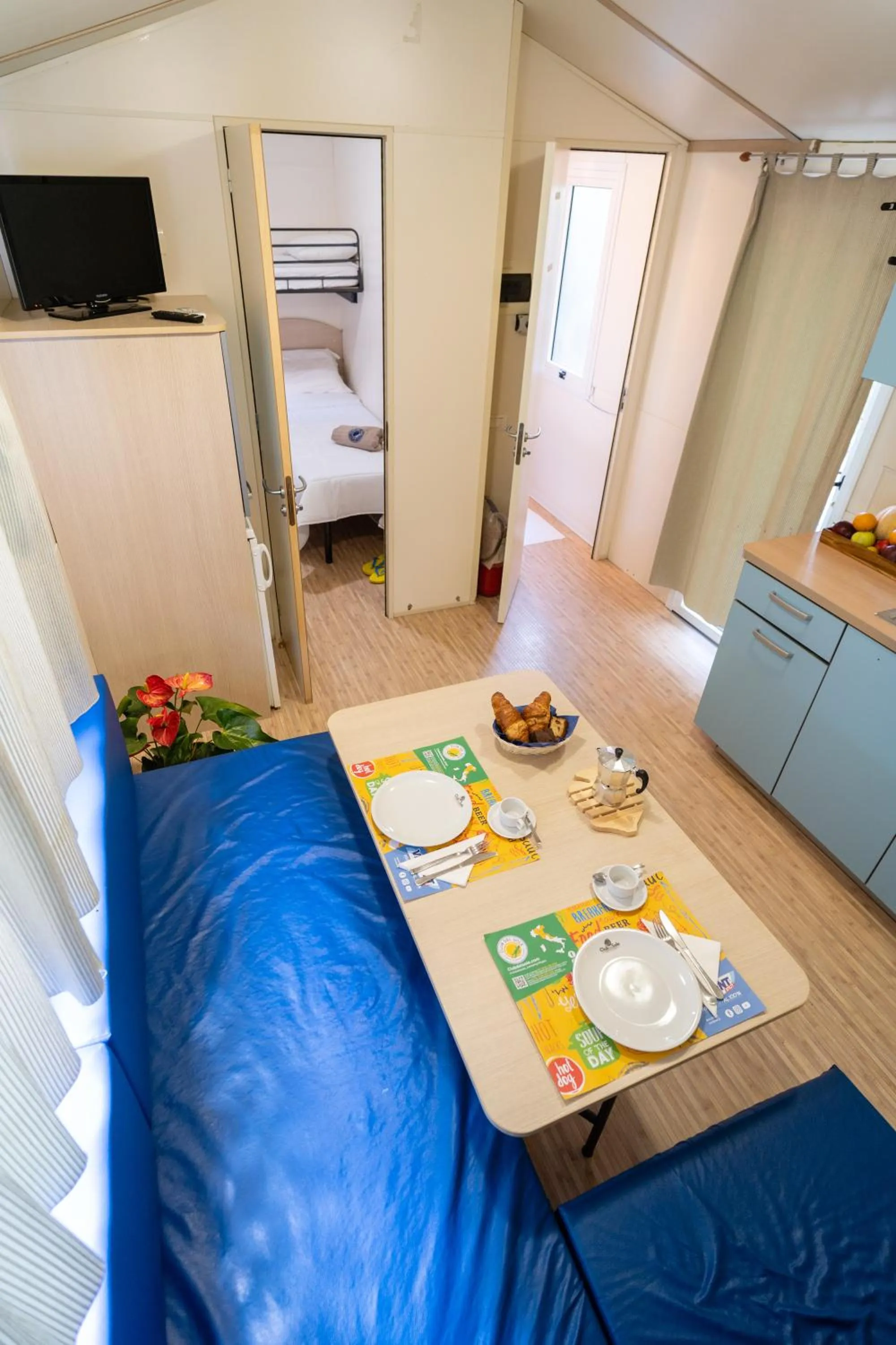 Dining area, Bed in Club del Sole Marina Family Resort