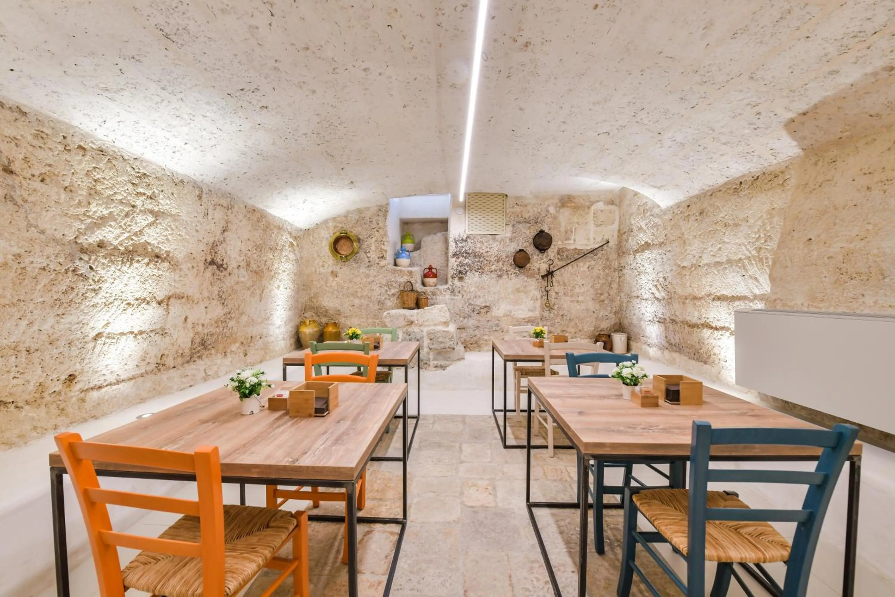 Communal lounge/ TV room in Casa Magadè B&B