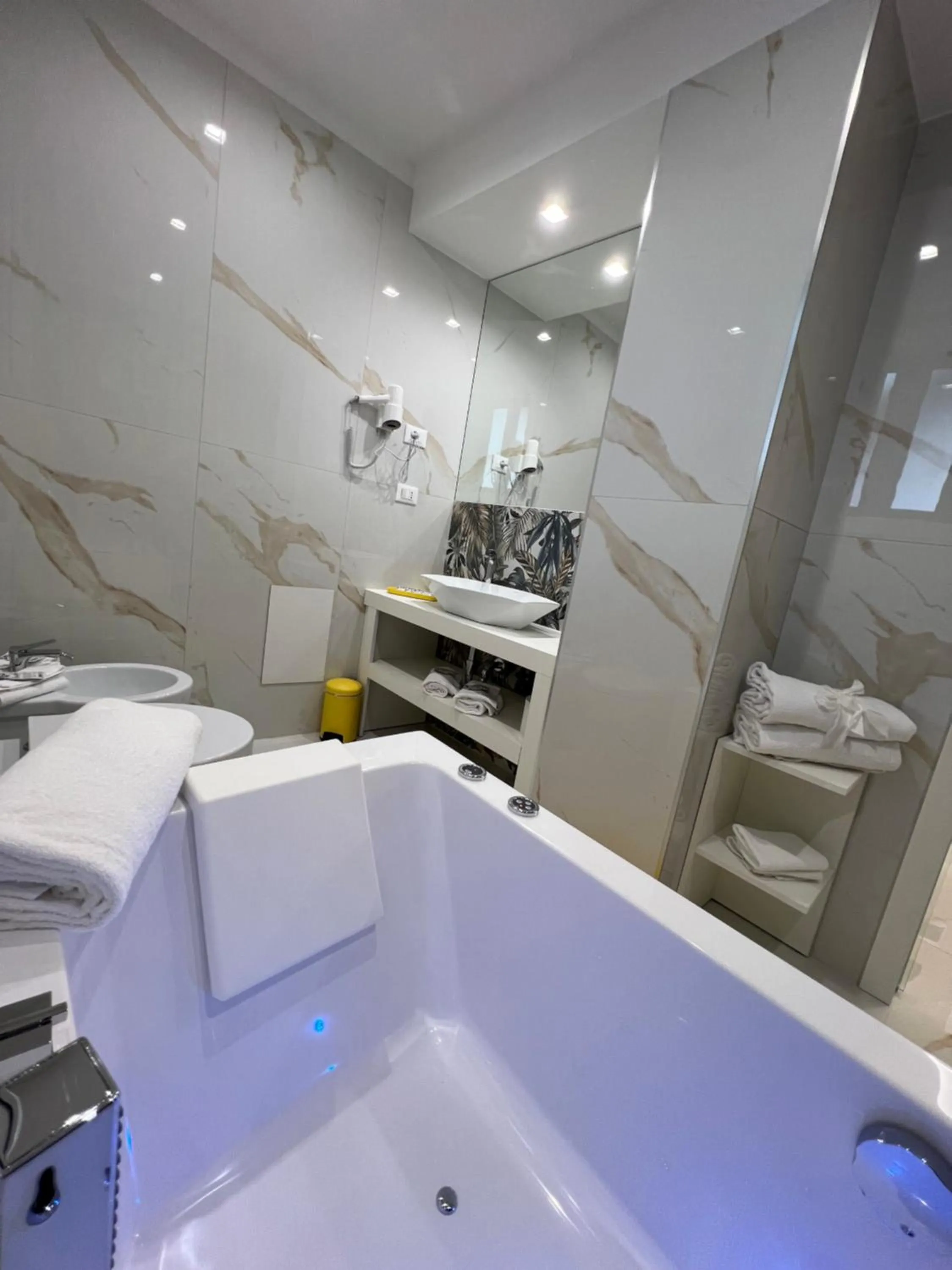 Bathroom in Hotel Smeraldo