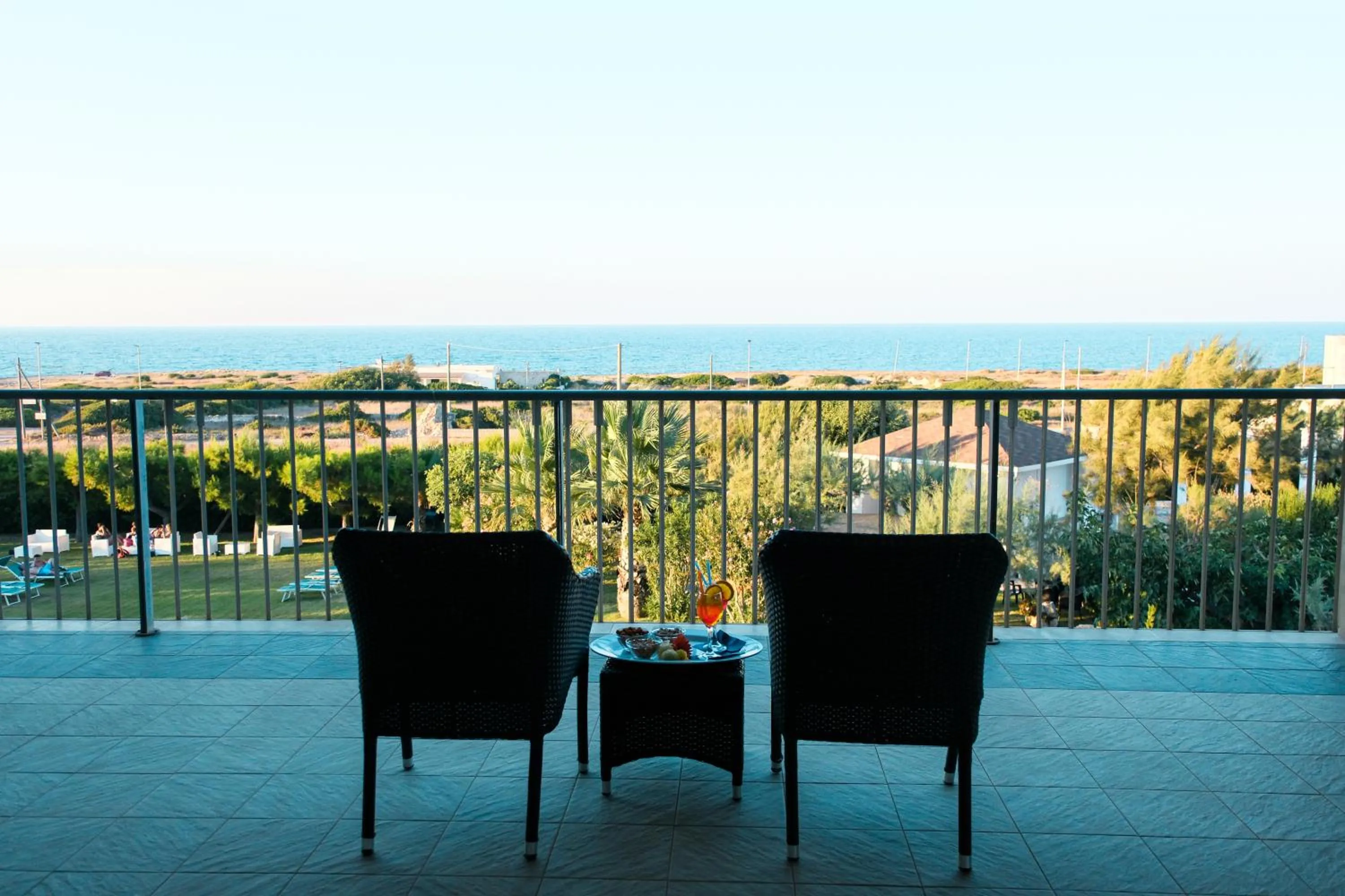Patio in Hotel Scoglio Degli Achei